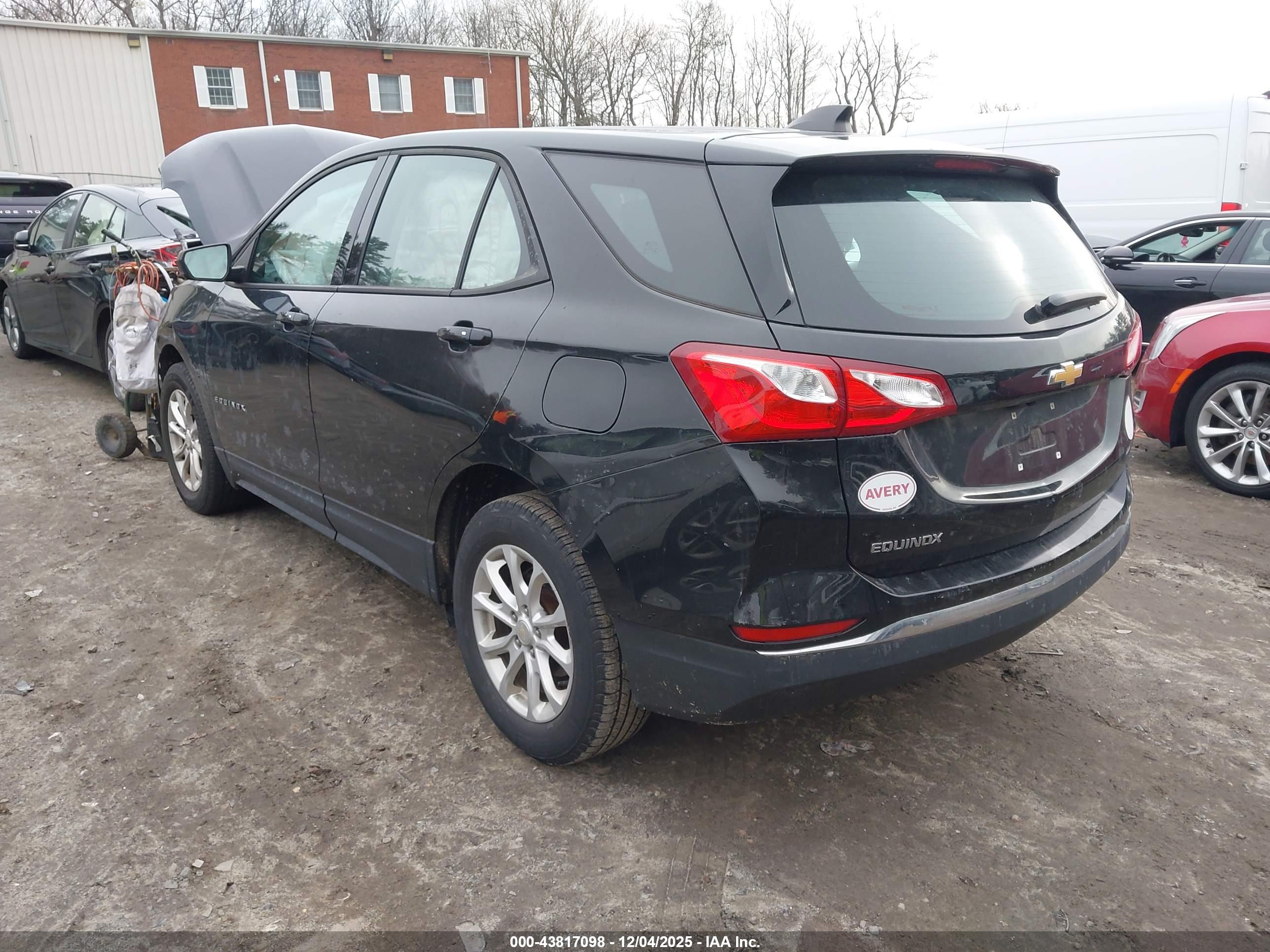 CHEVROLET EQUINOX image 3