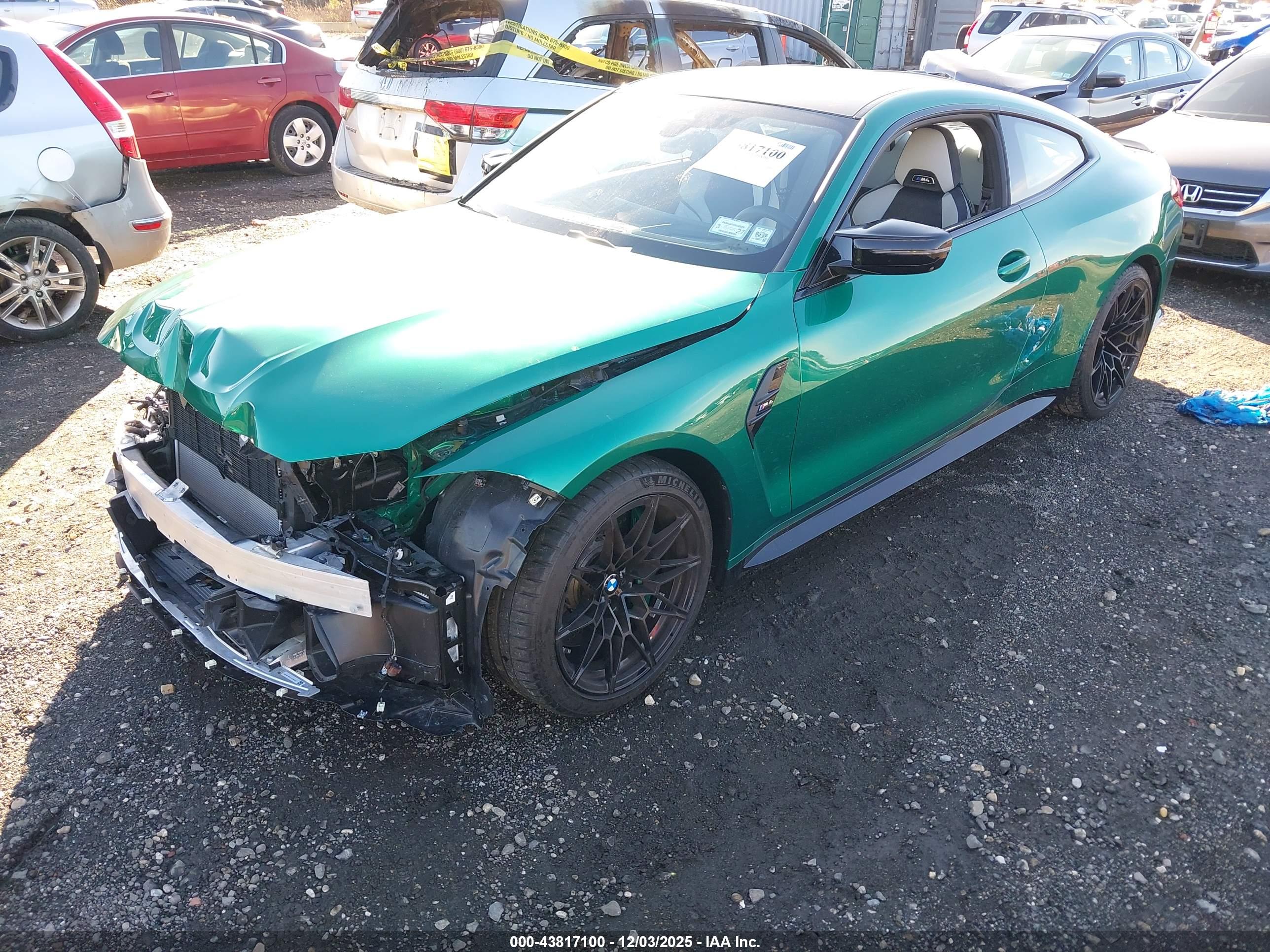 BMW M4 image 2