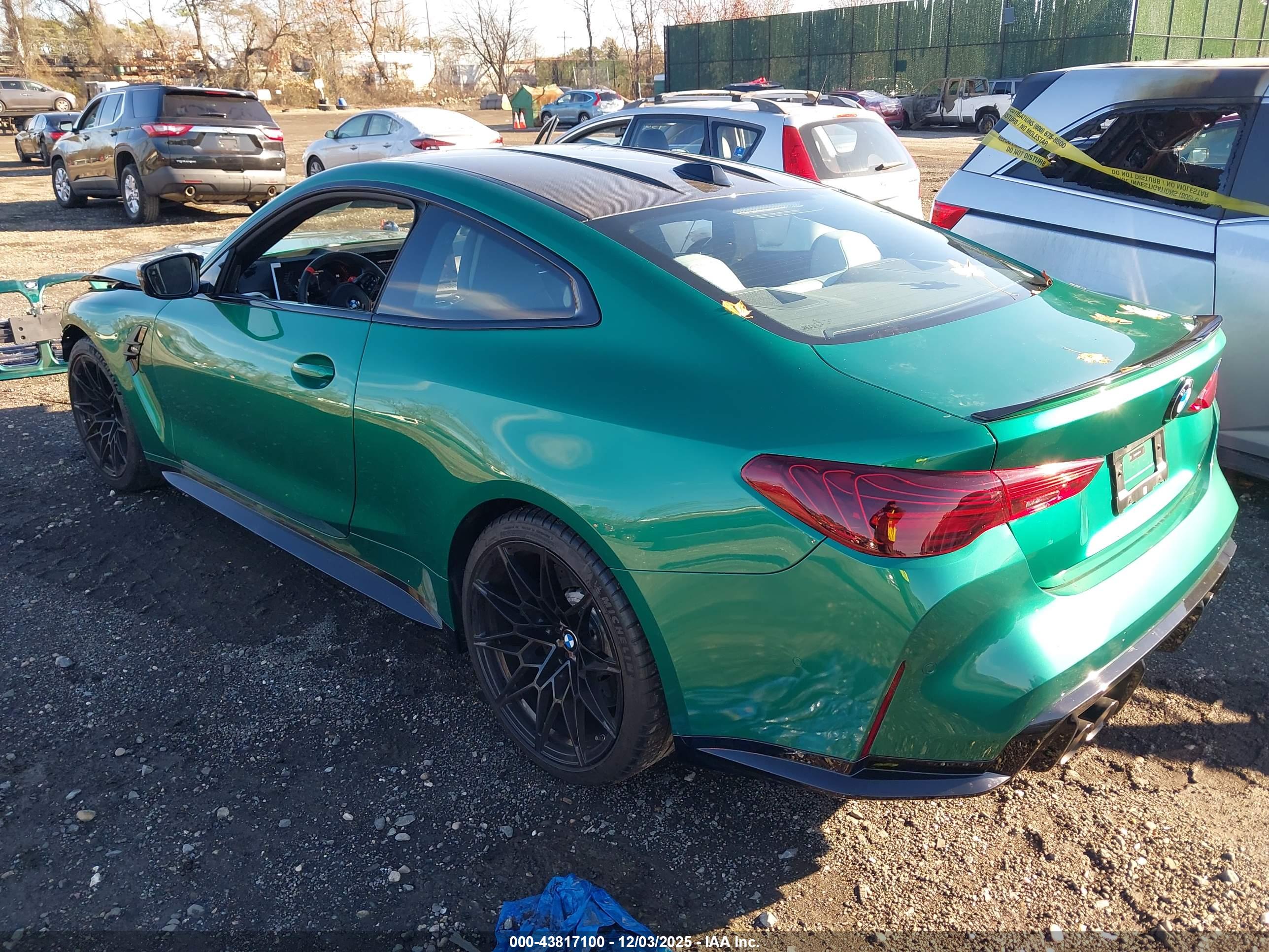 BMW M4 image 3