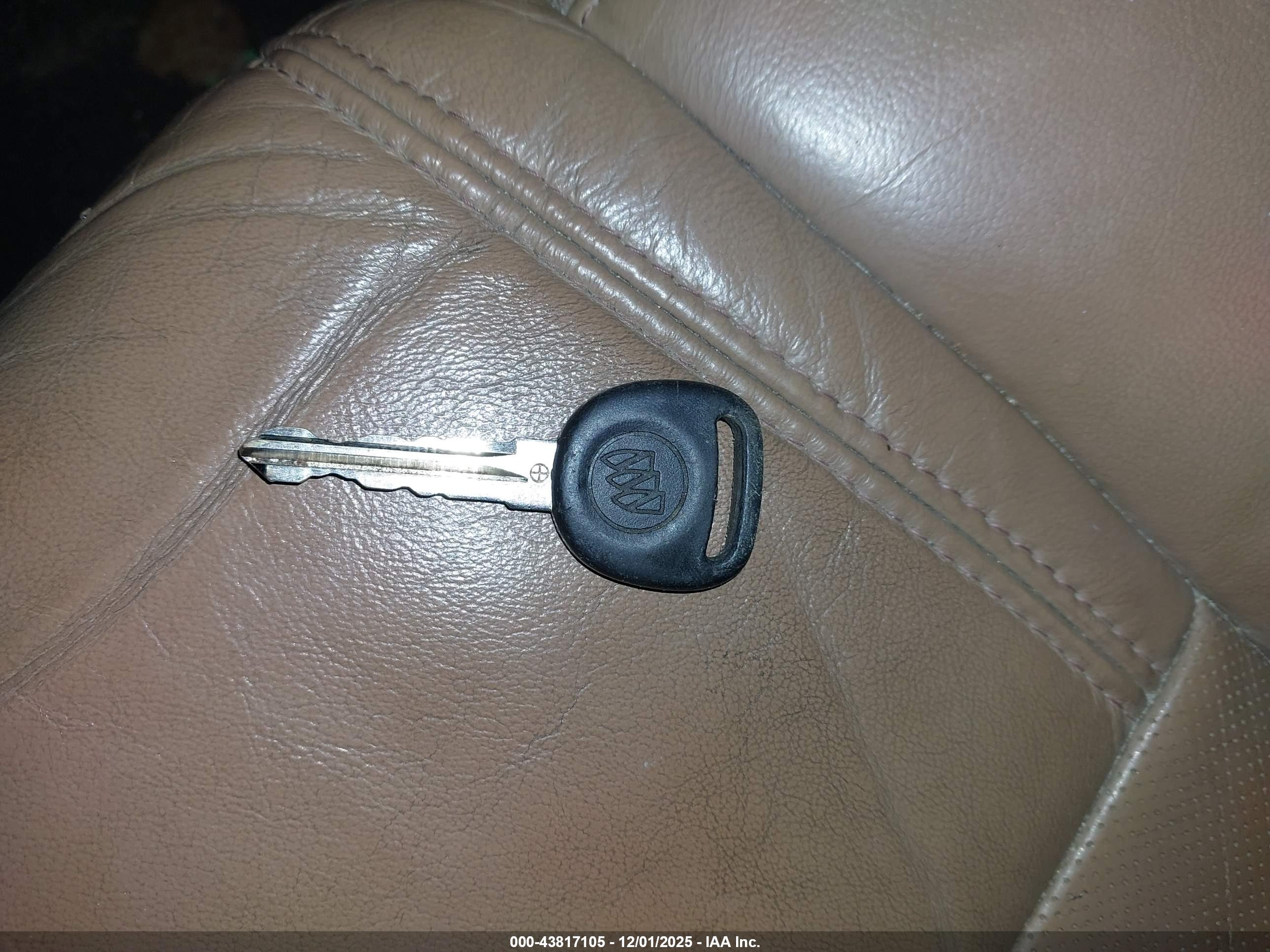 BUICK ENCLAVE image 11