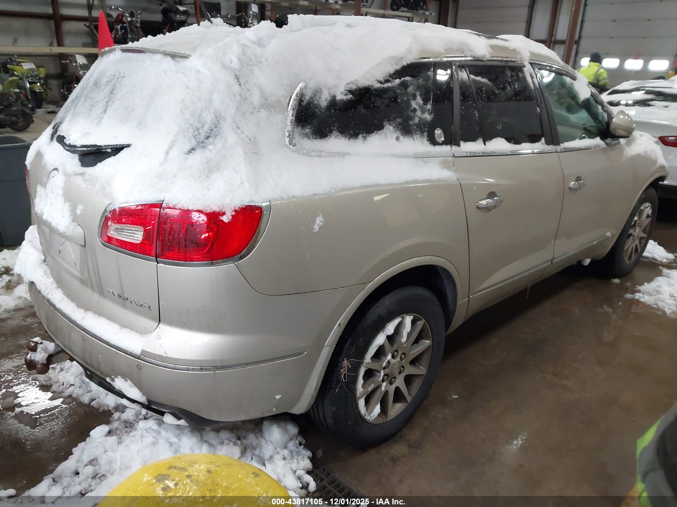 BUICK ENCLAVE image 4