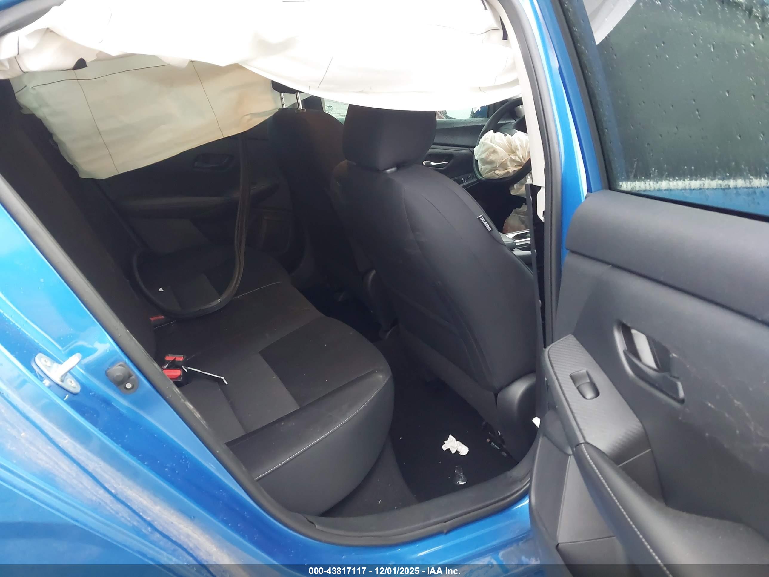 NISSAN SENTRA image 8