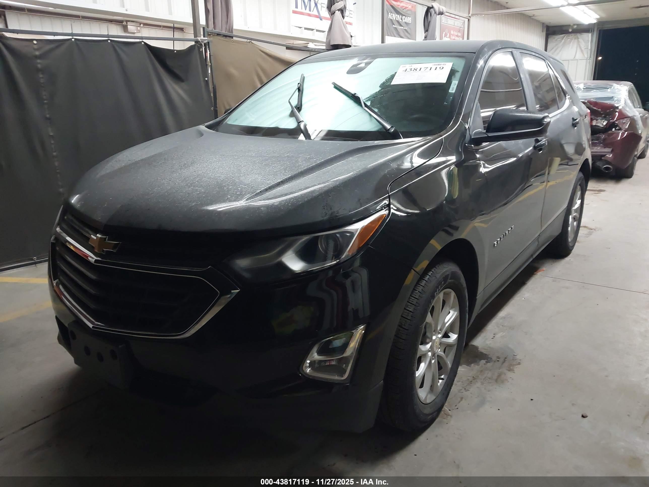 CHEVROLET EQUINOX image 2