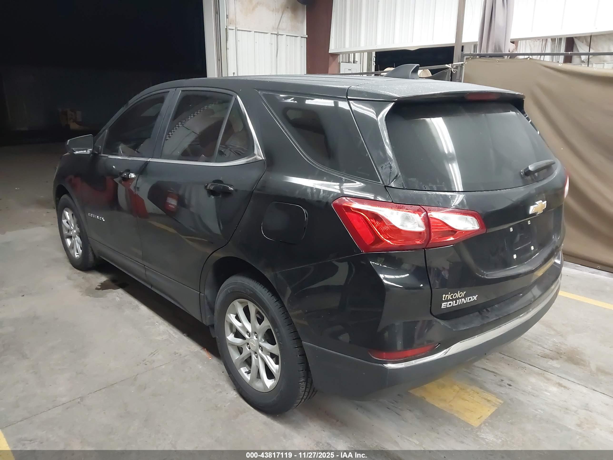 CHEVROLET EQUINOX image 3
