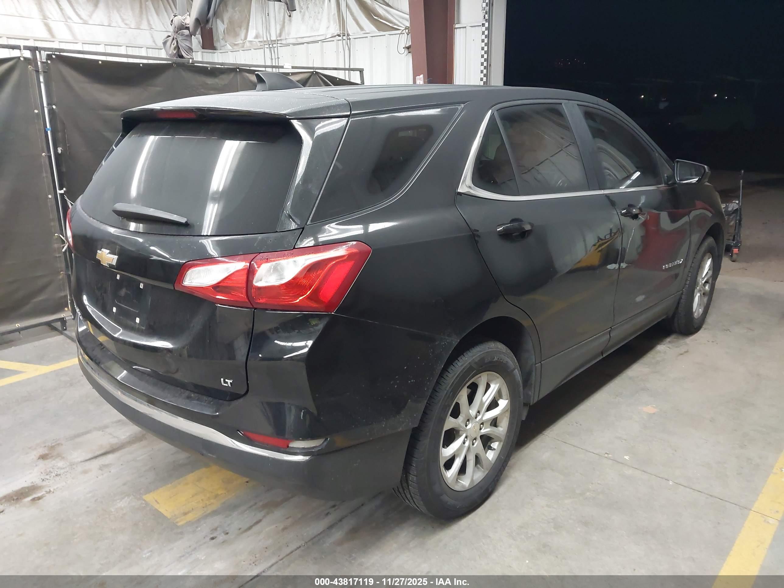 CHEVROLET EQUINOX image 4