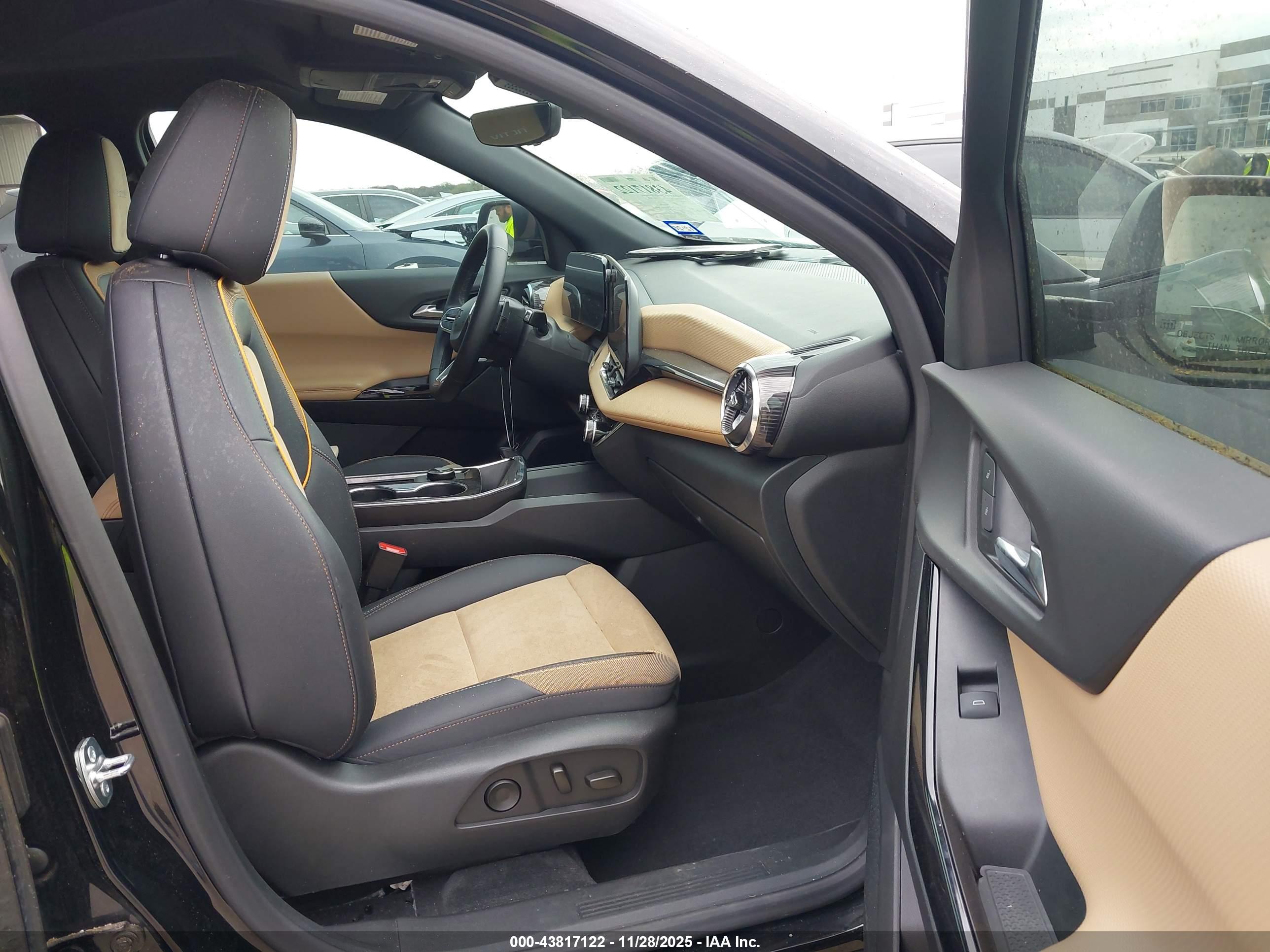 CHEVROLET EQUINOX image 5