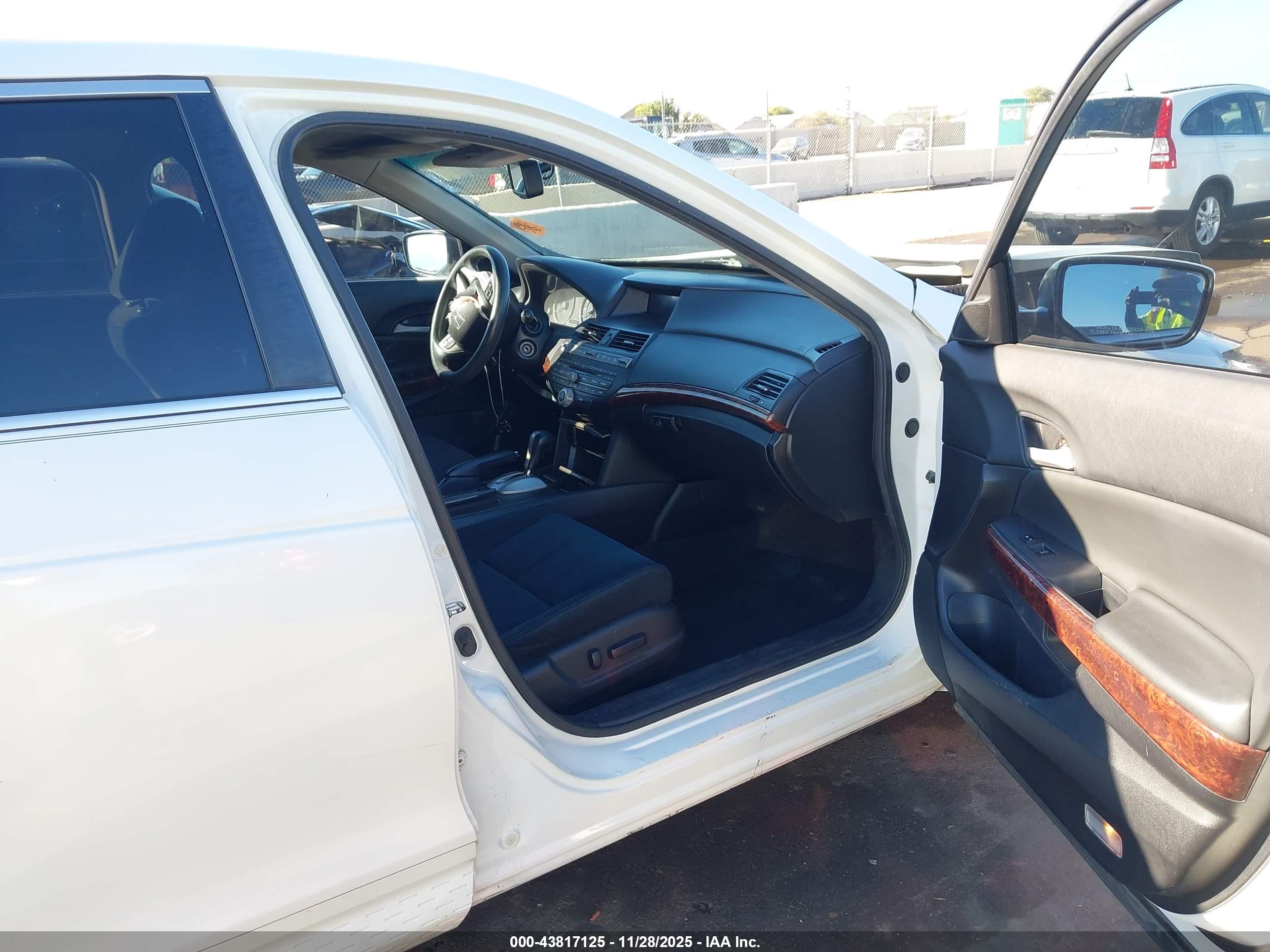 HONDA CROSSTOUR image 5