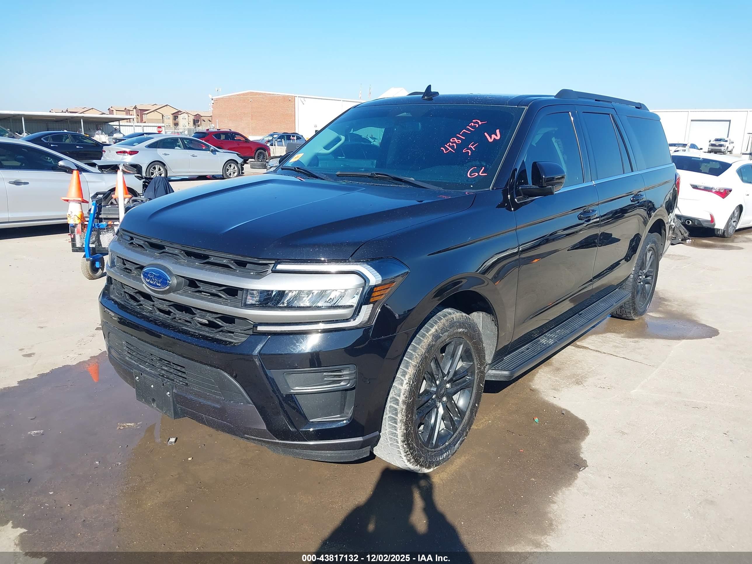 FORD EXPEDITION image 2