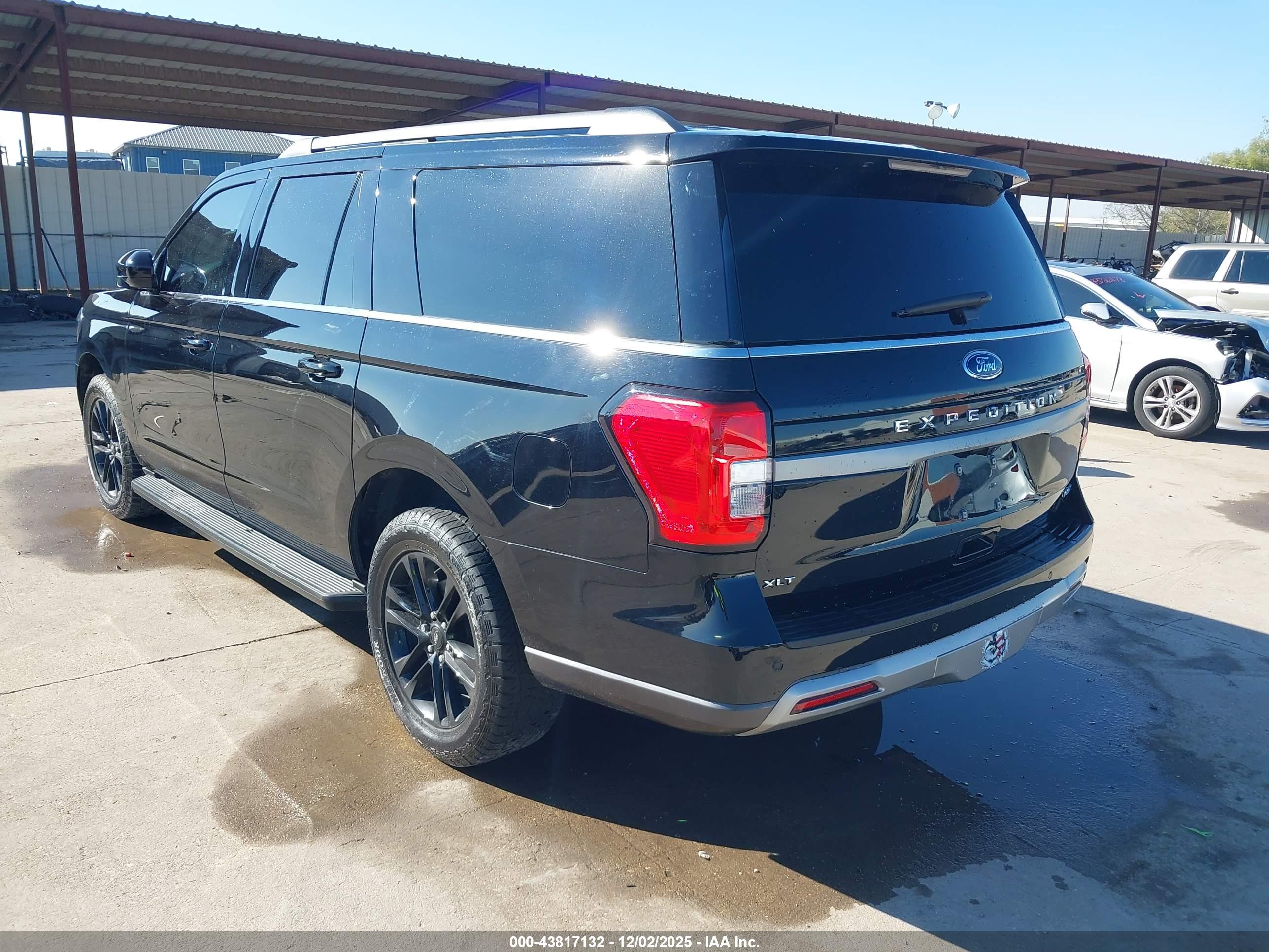 FORD EXPEDITION image 3