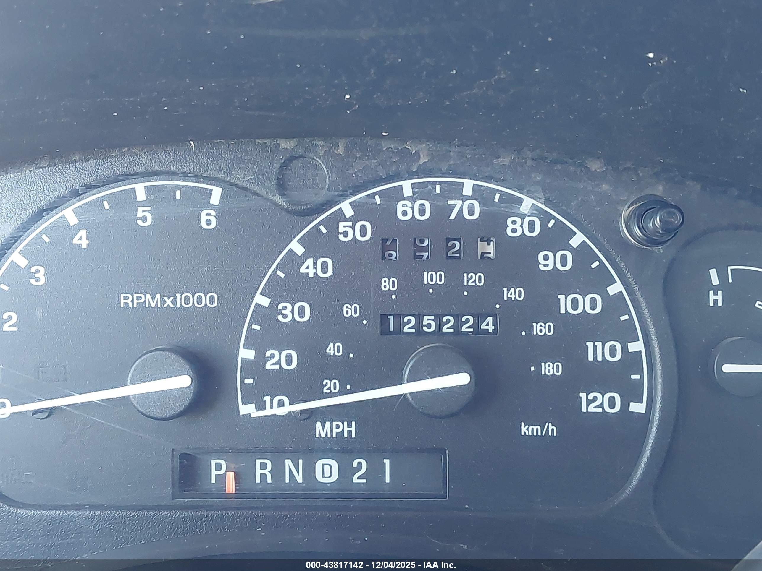 FORD EXPLORER image 7