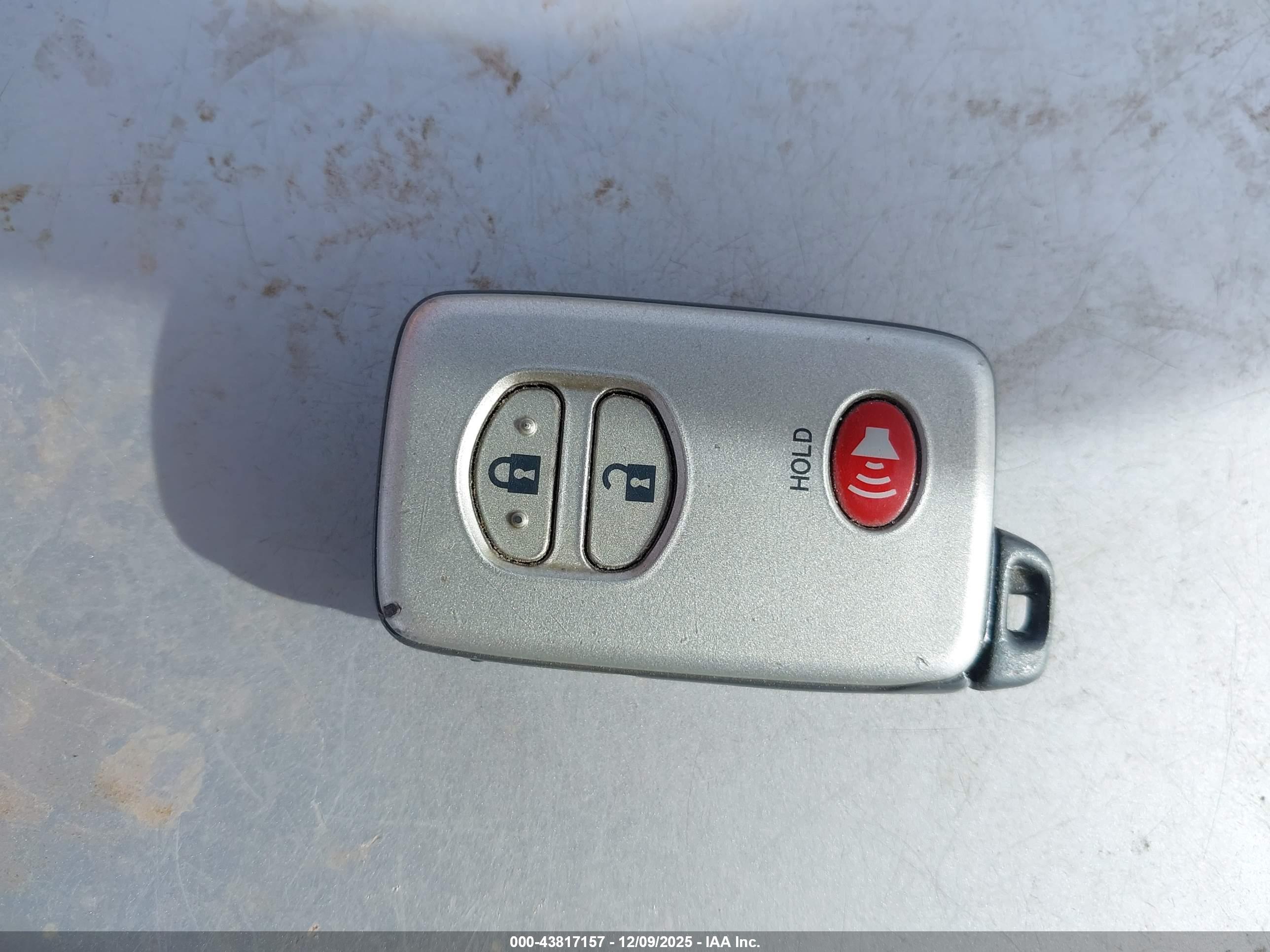 TOYOTA 4RUNNER image 11