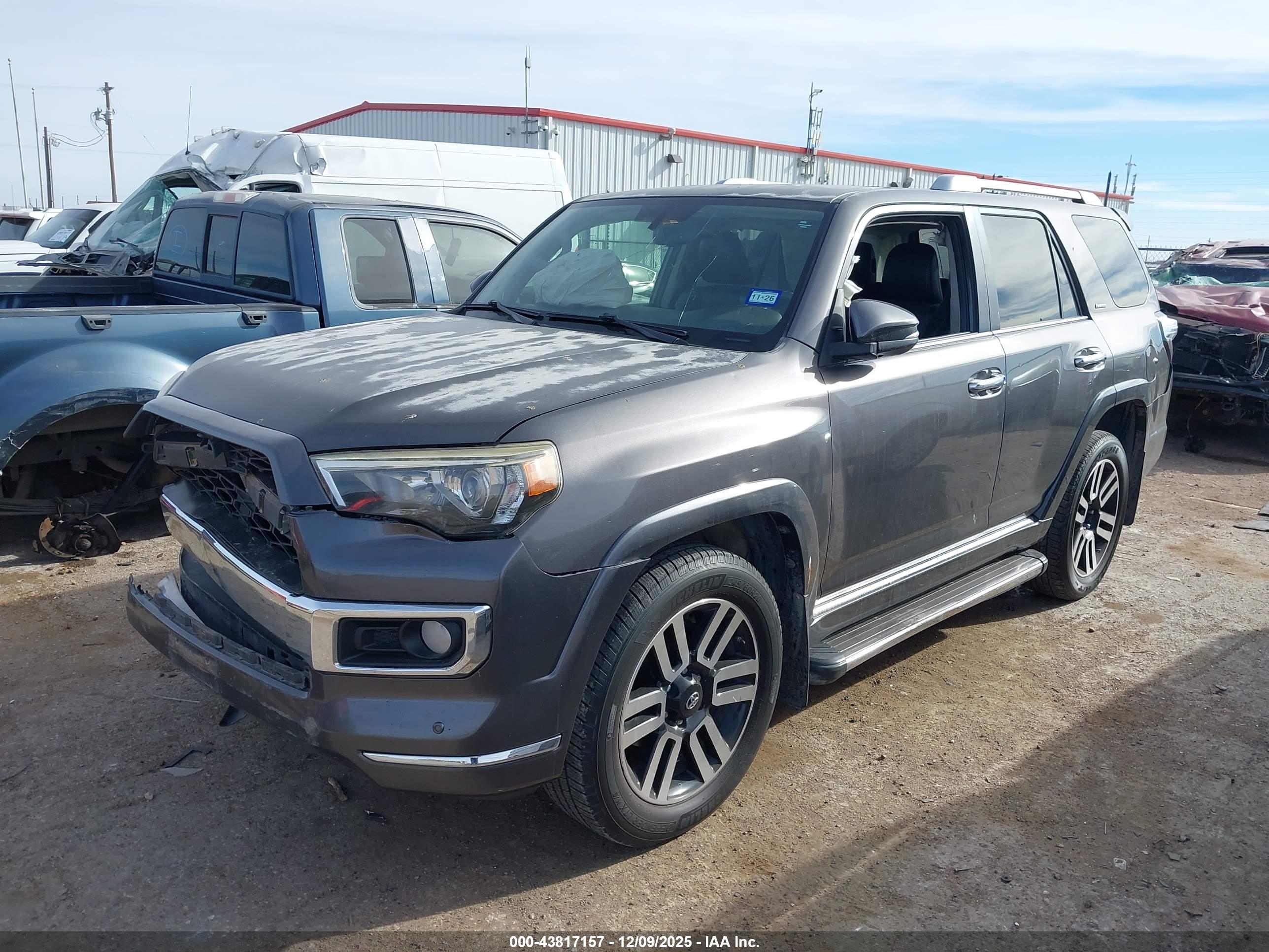 TOYOTA 4RUNNER image 2