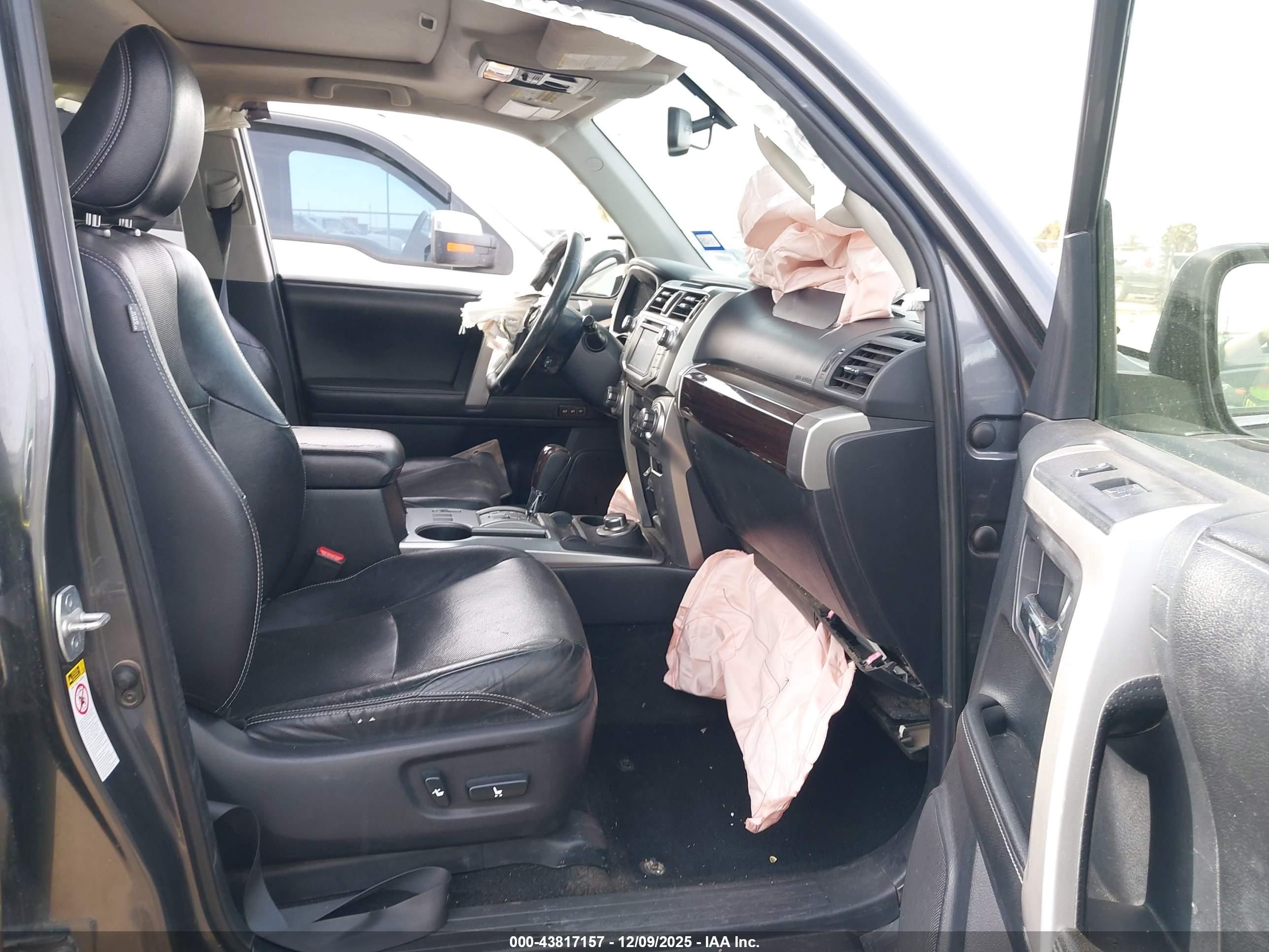 TOYOTA 4RUNNER image 5