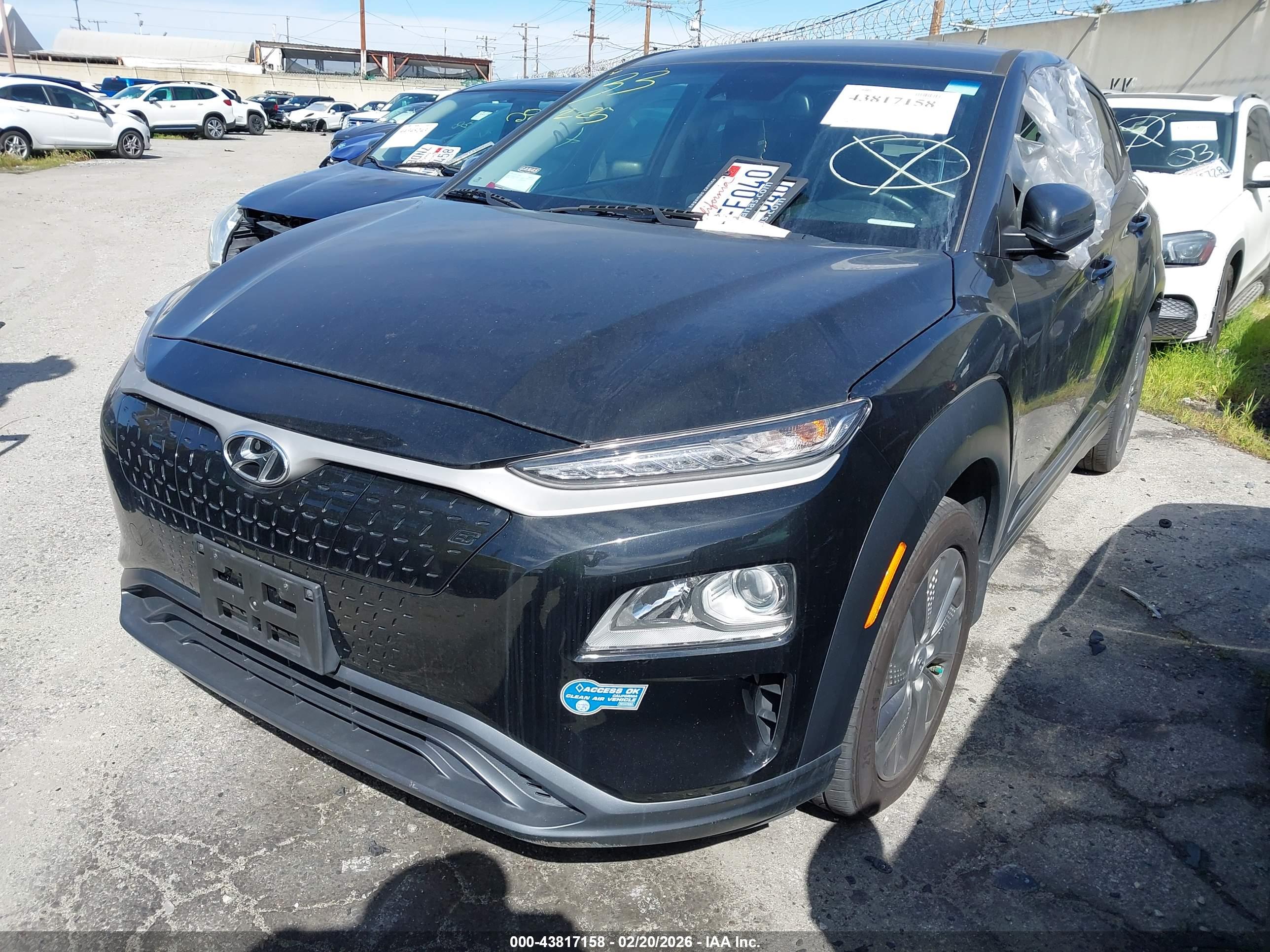 HYUNDAI KONA image 2