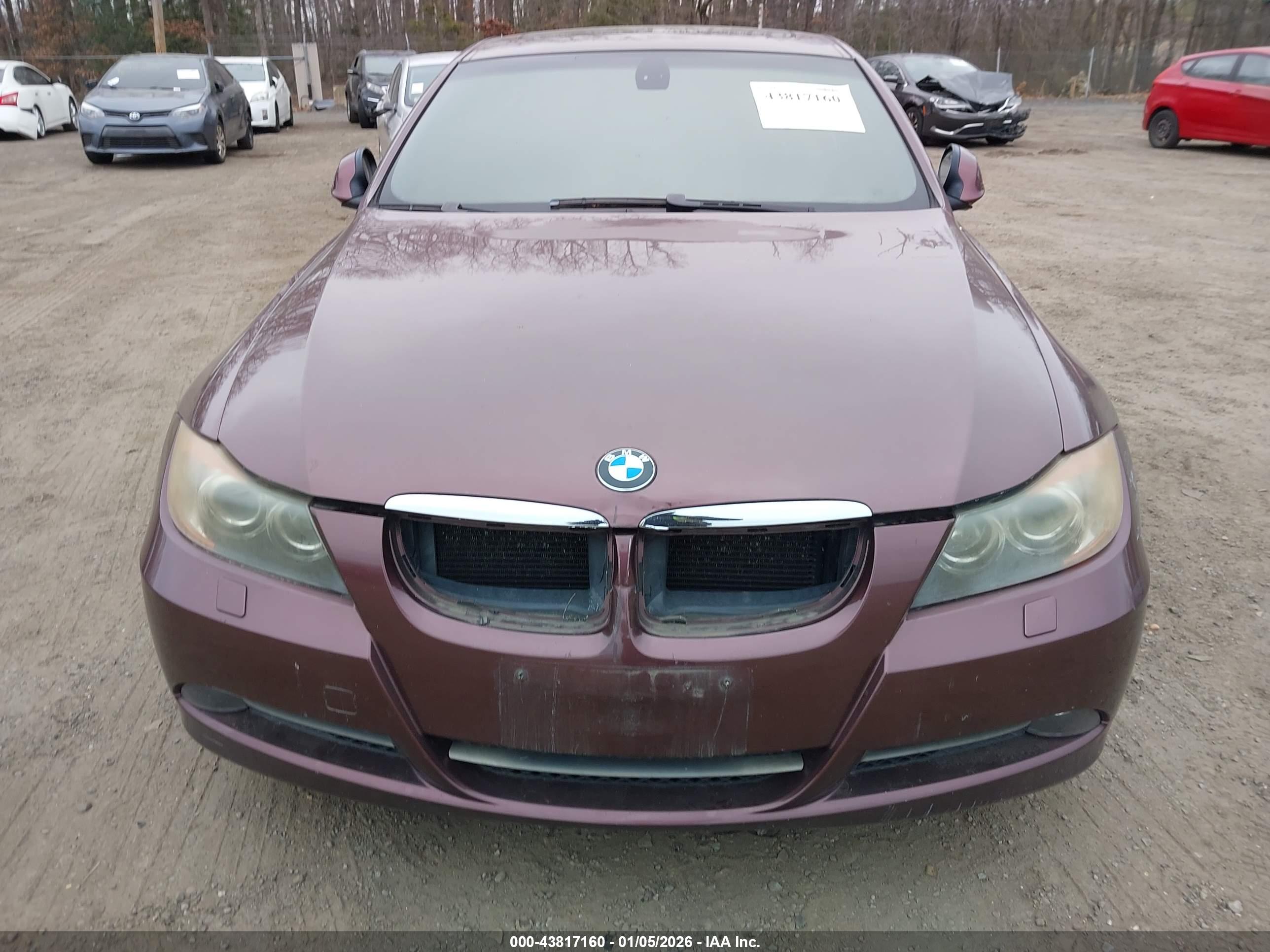 BMW 330XI image 6