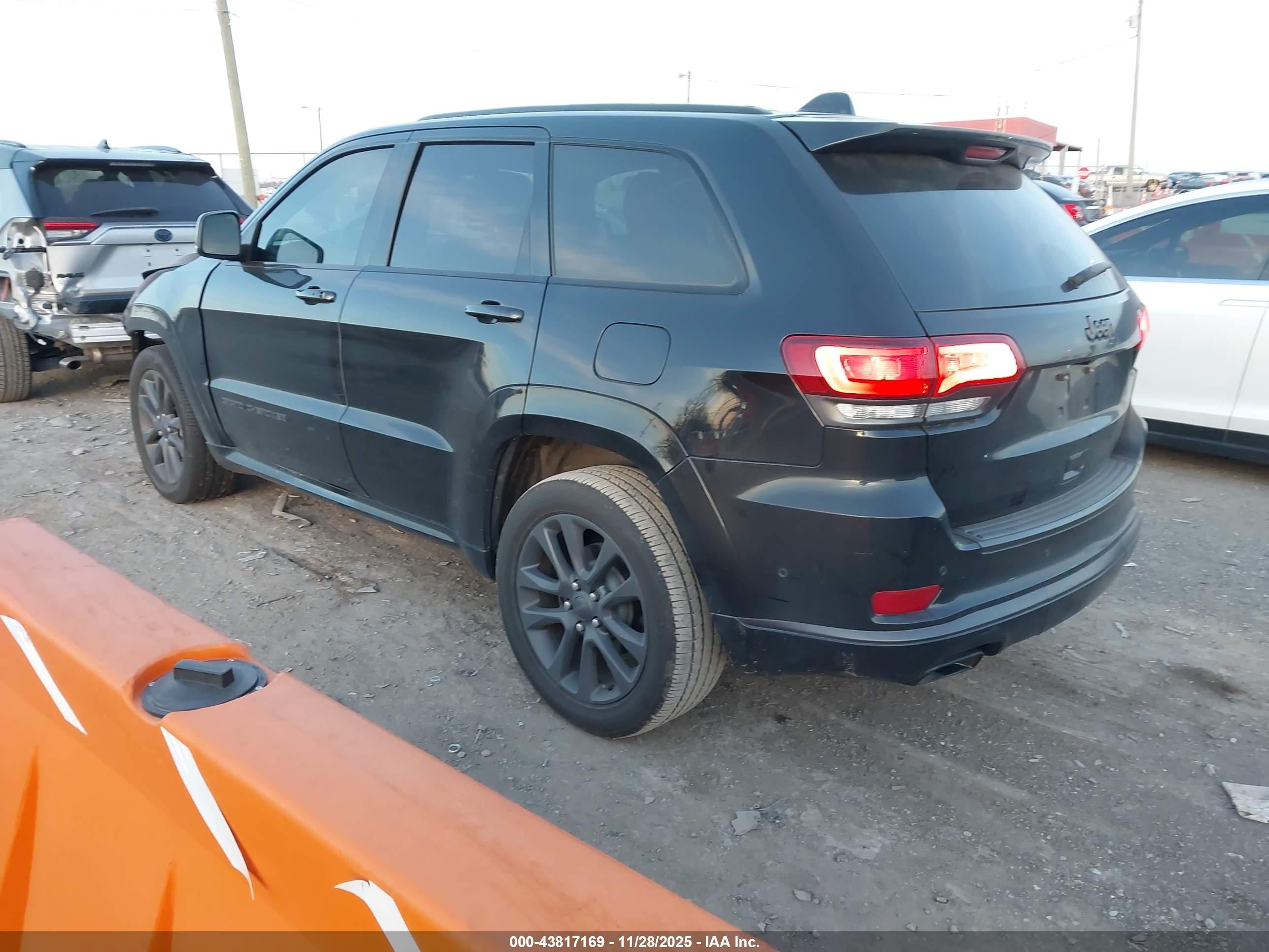 JEEP GRAND image 3