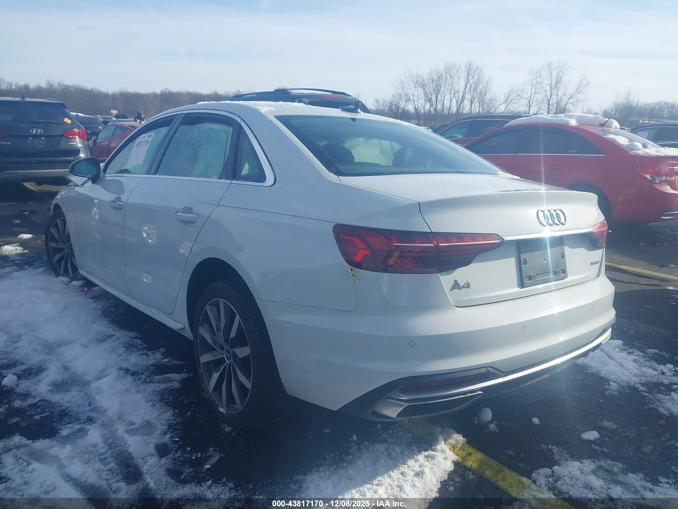 AUDI A4 image 3