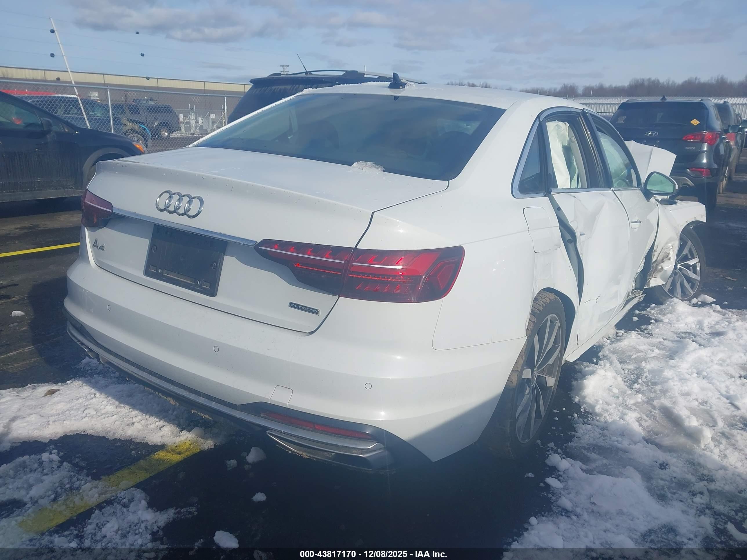 AUDI A4 image 4