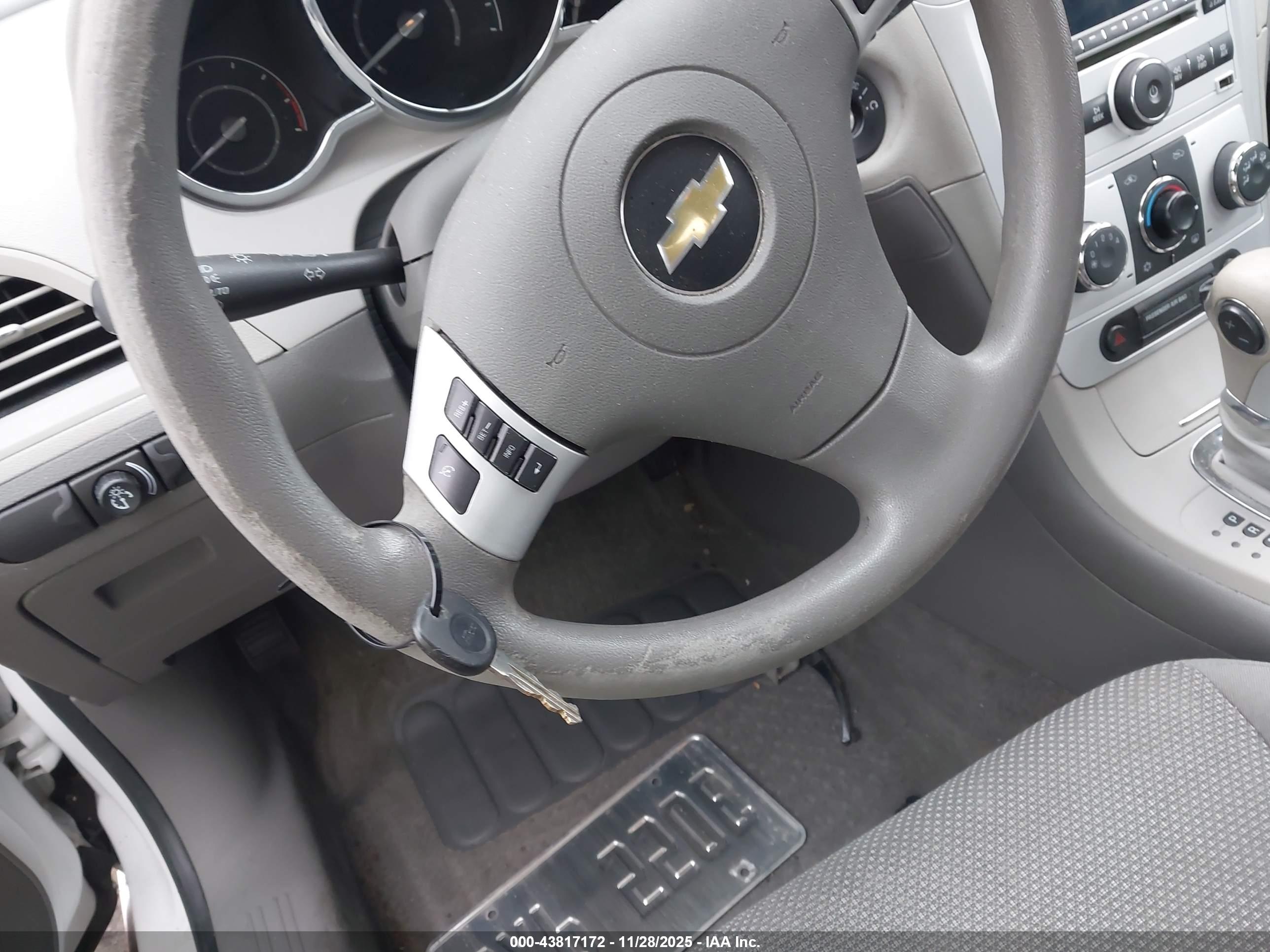 CHEVROLET MALIBU image 11