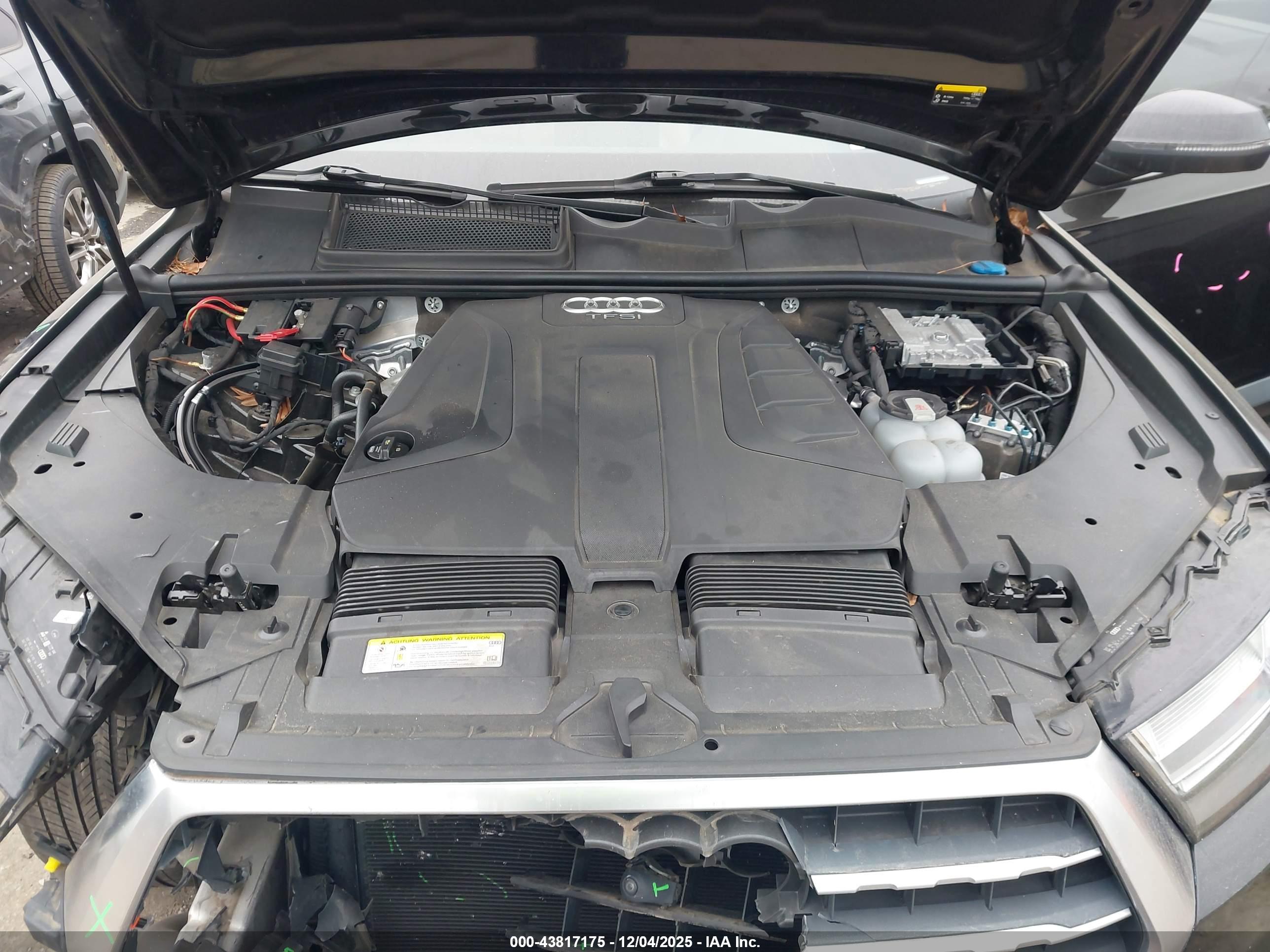 AUDI Q7 image 10