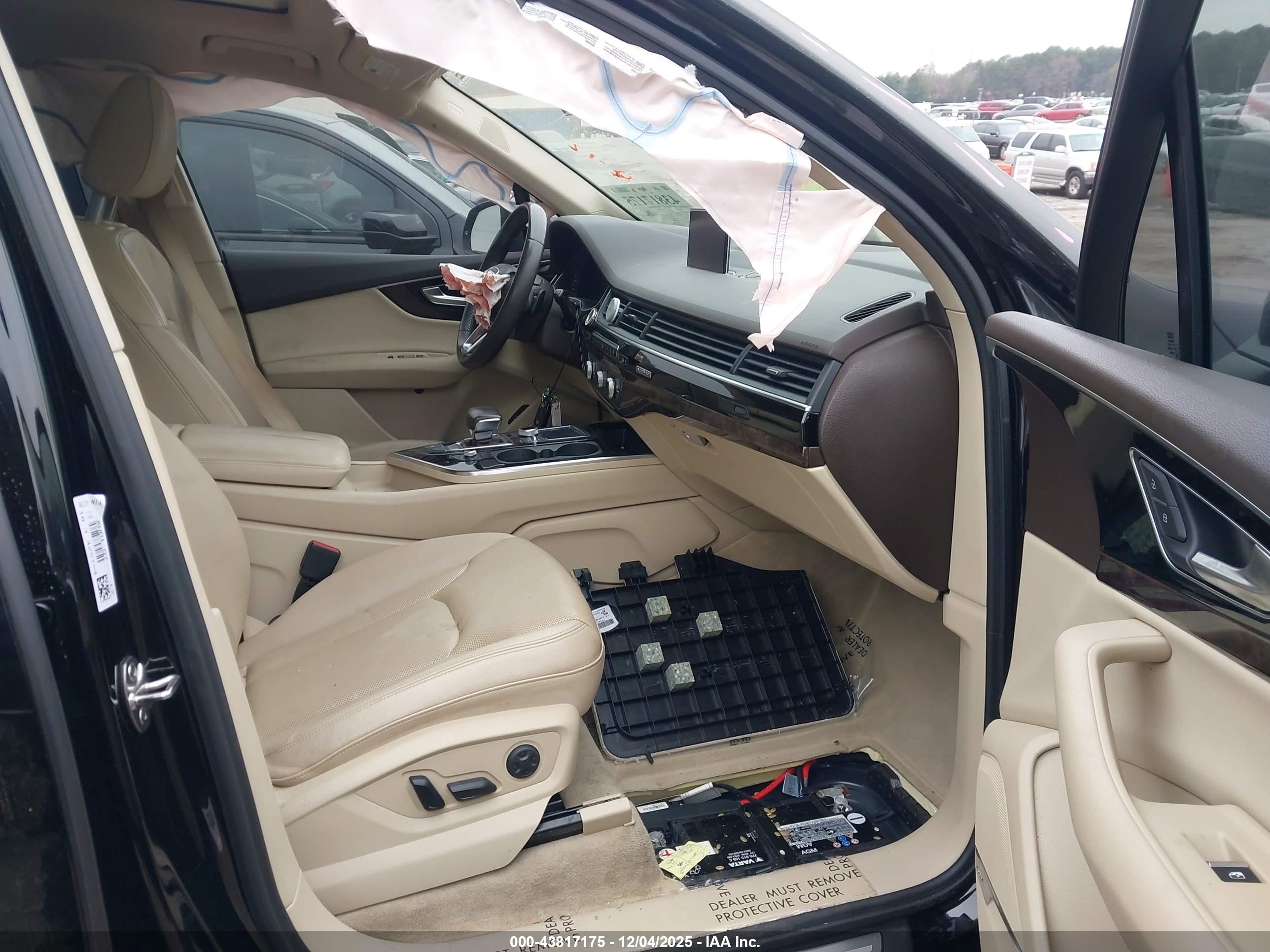 AUDI Q7 image 5