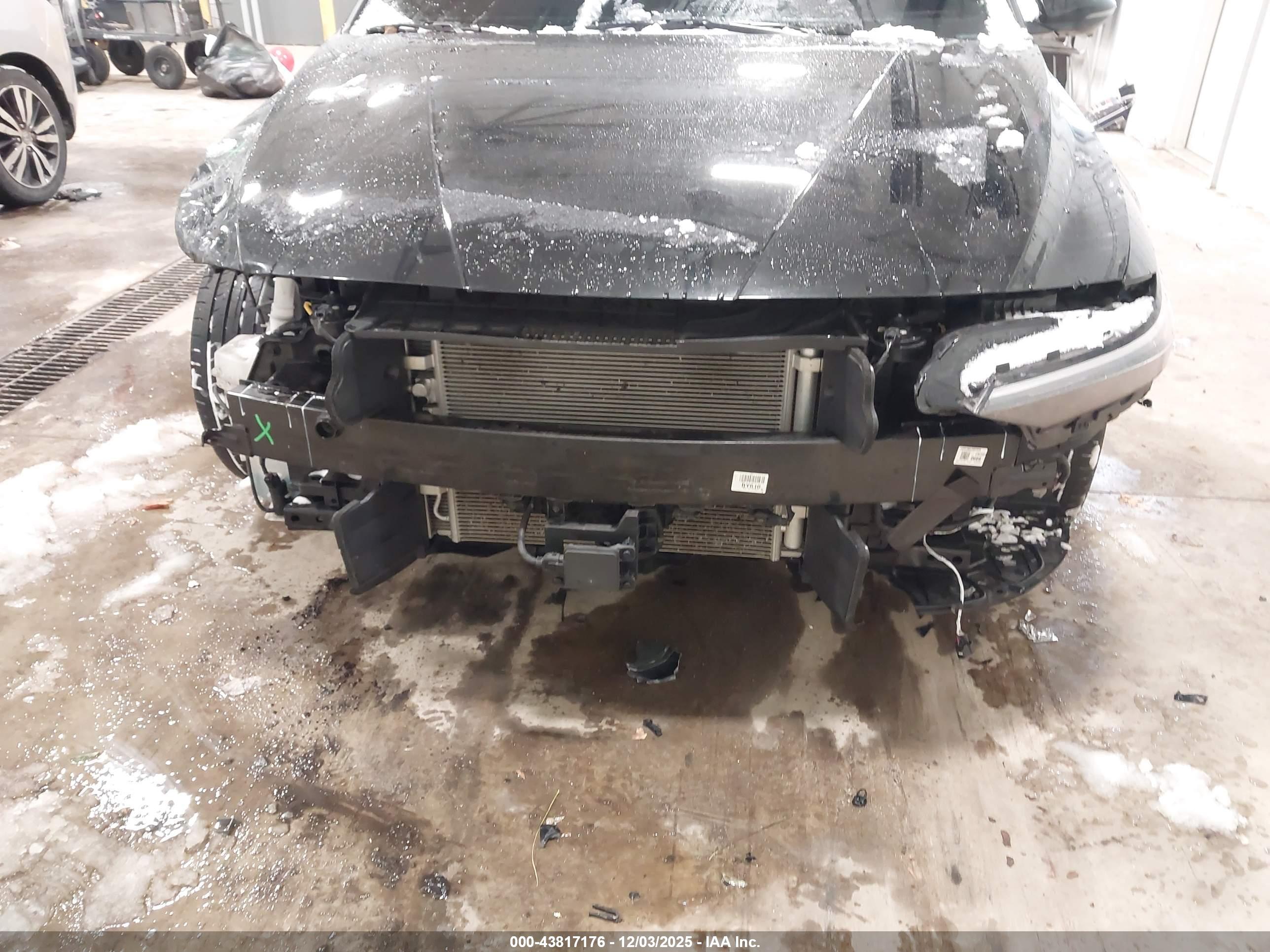 HYUNDAI ELANTRA image 6