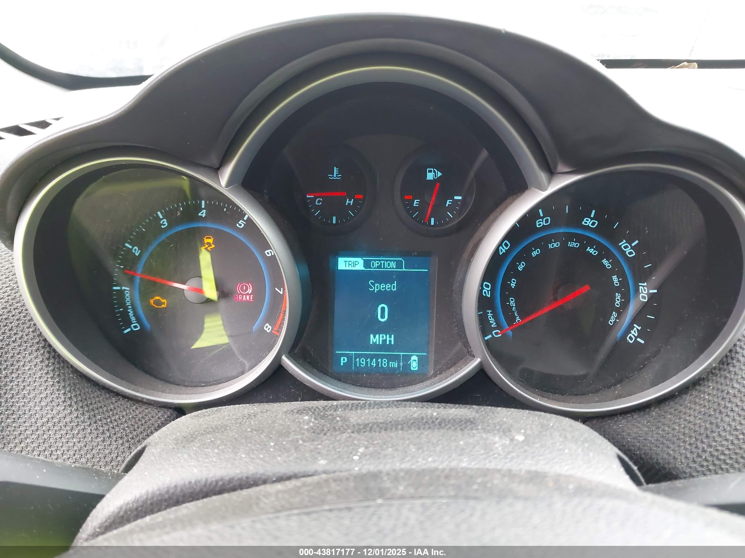 CHEVROLET CRUZE image 7
