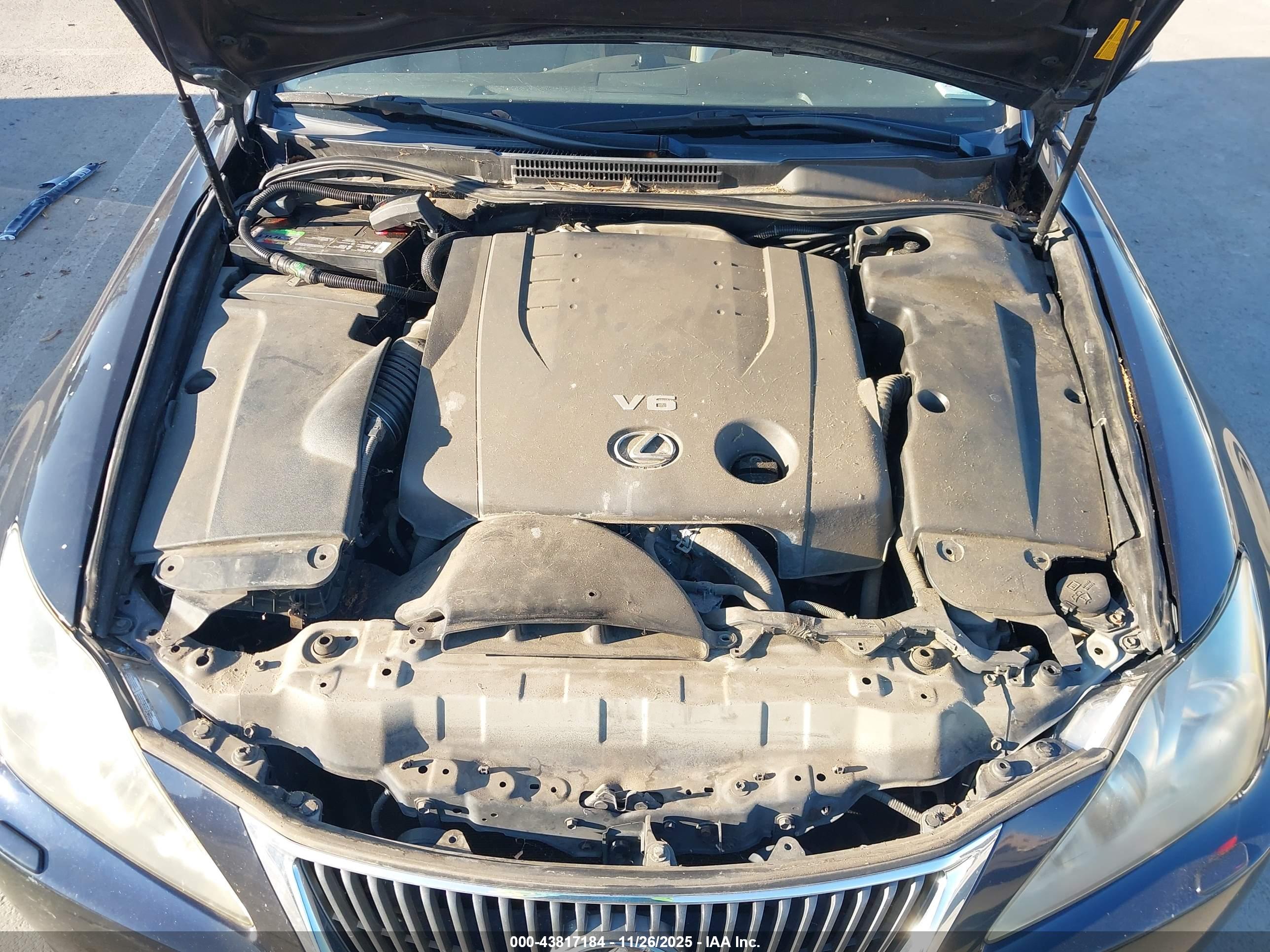LEXUS IS image 10