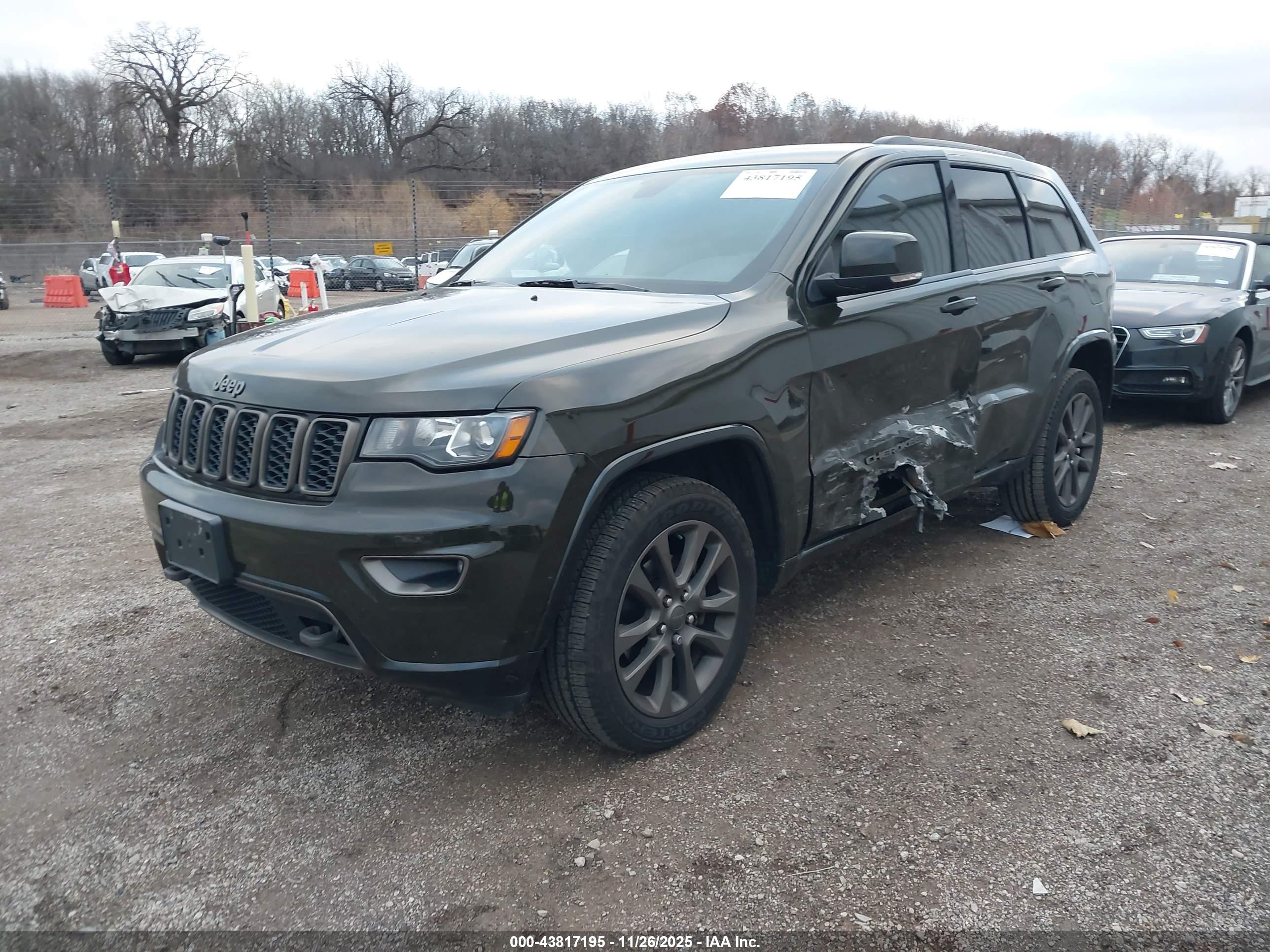 JEEP GRAND image 2