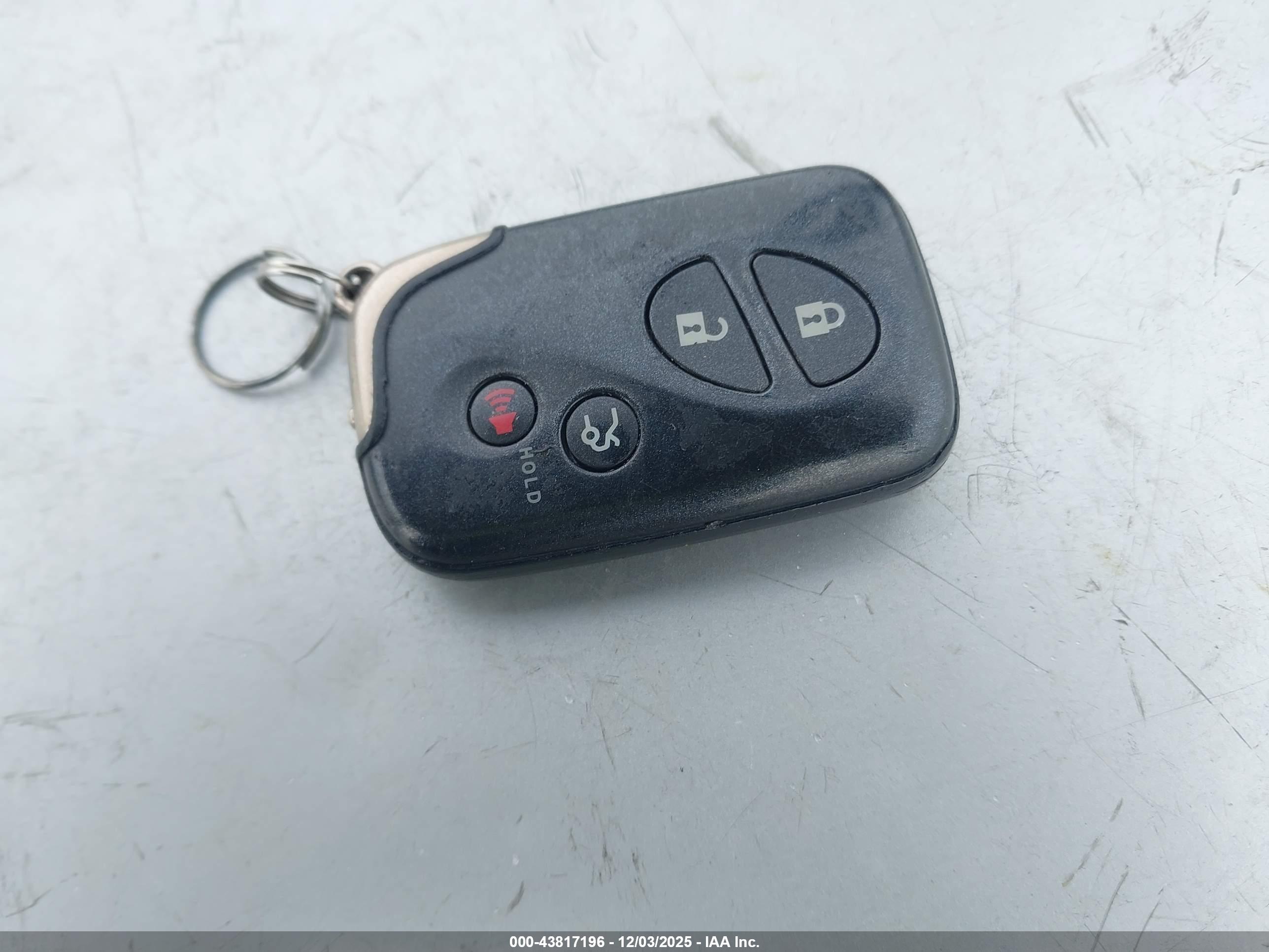 LEXUS ES image 11