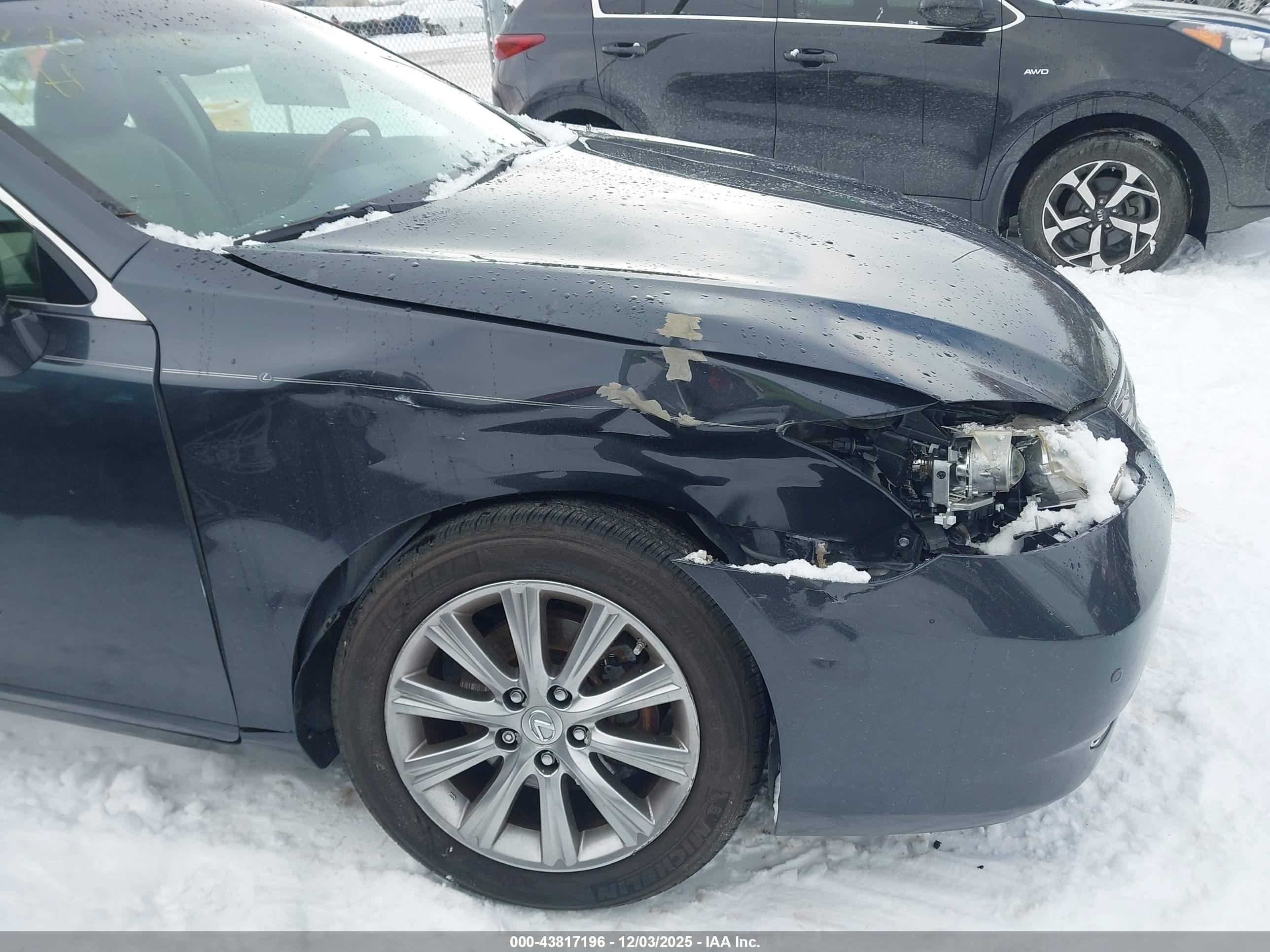 LEXUS ES image 6