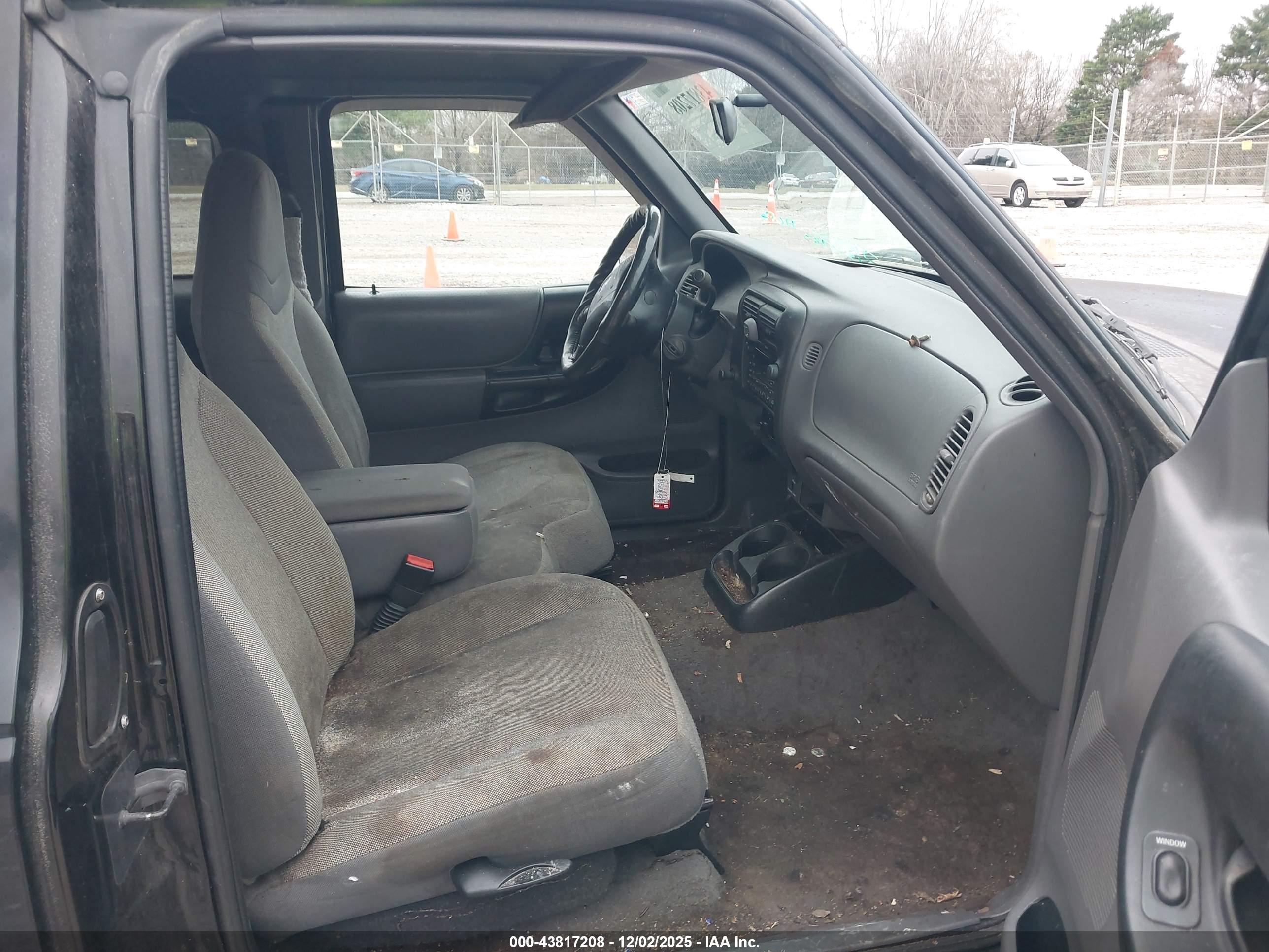 FORD RANGER image 5