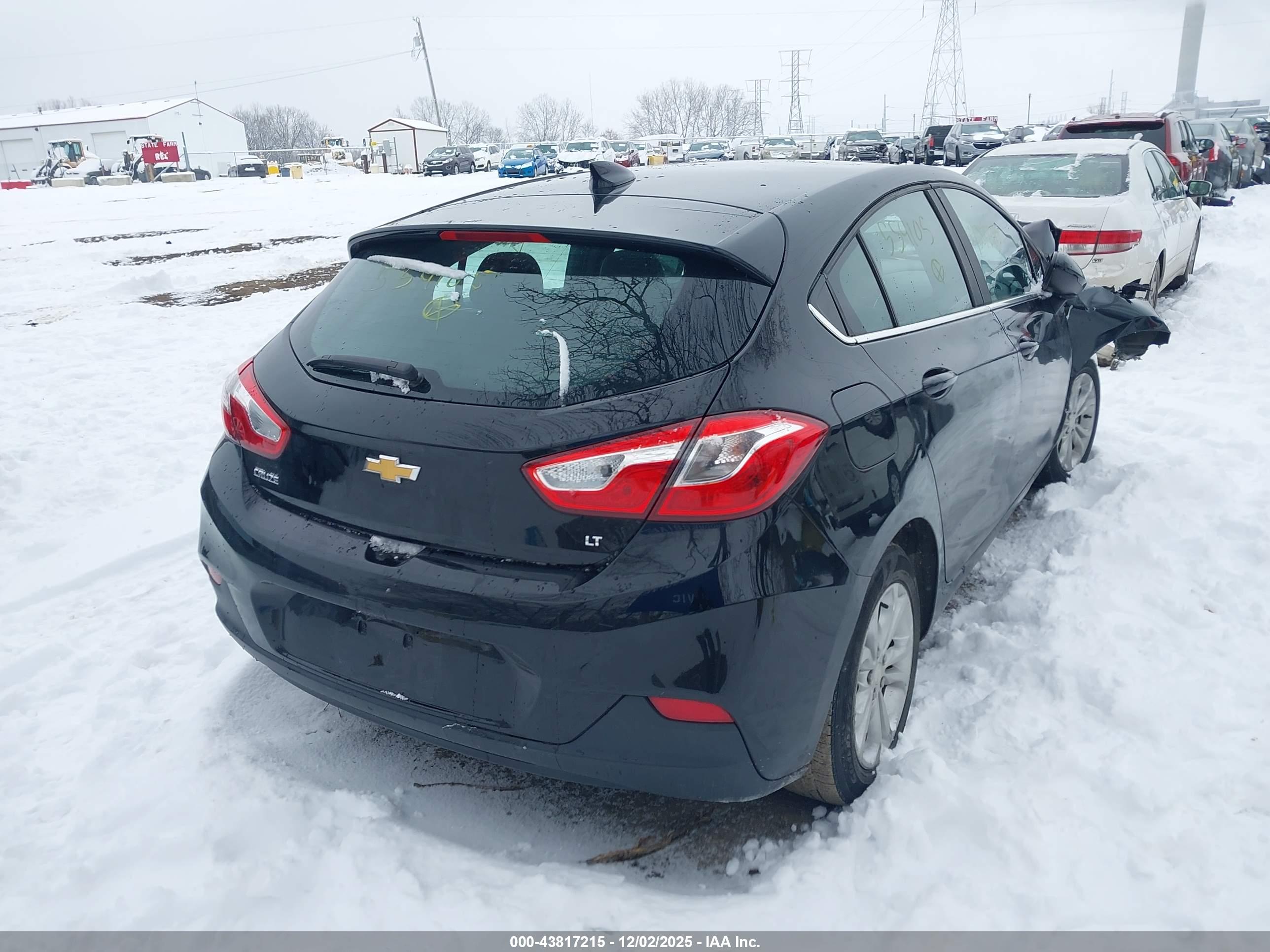 CHEVROLET CRUZE image 4