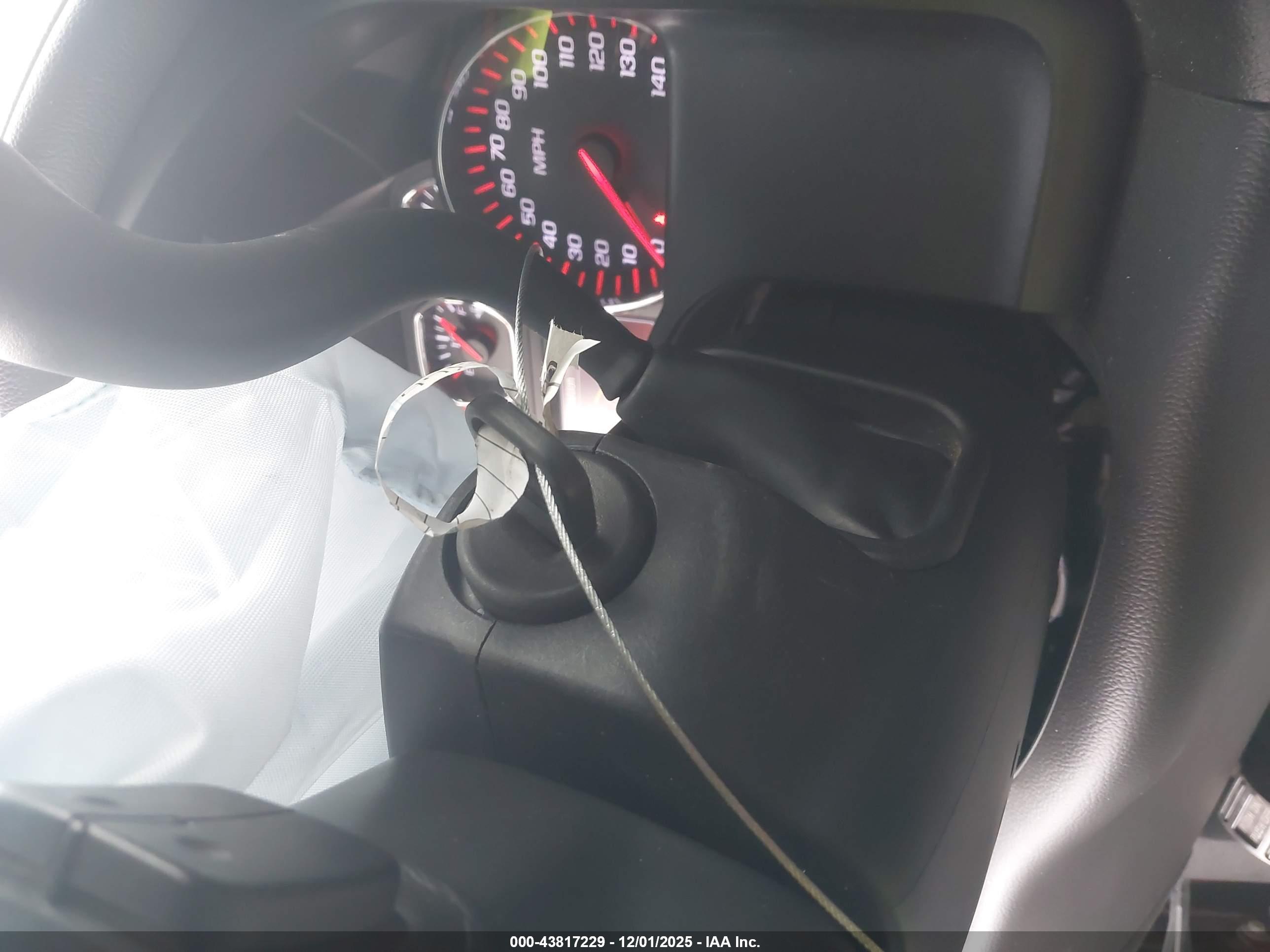 GMC SIERRA image 11