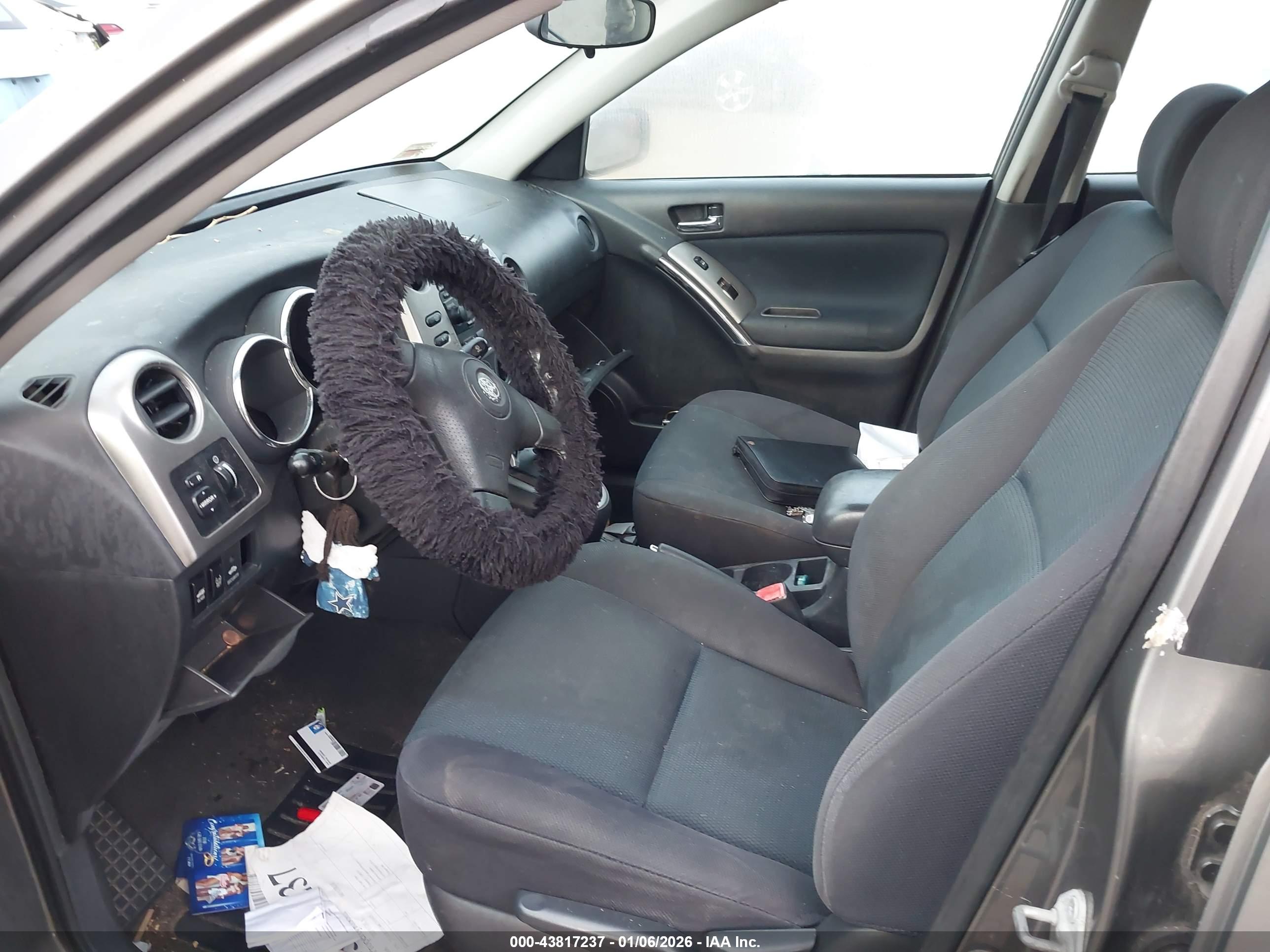 TOYOTA MATRIX image 5