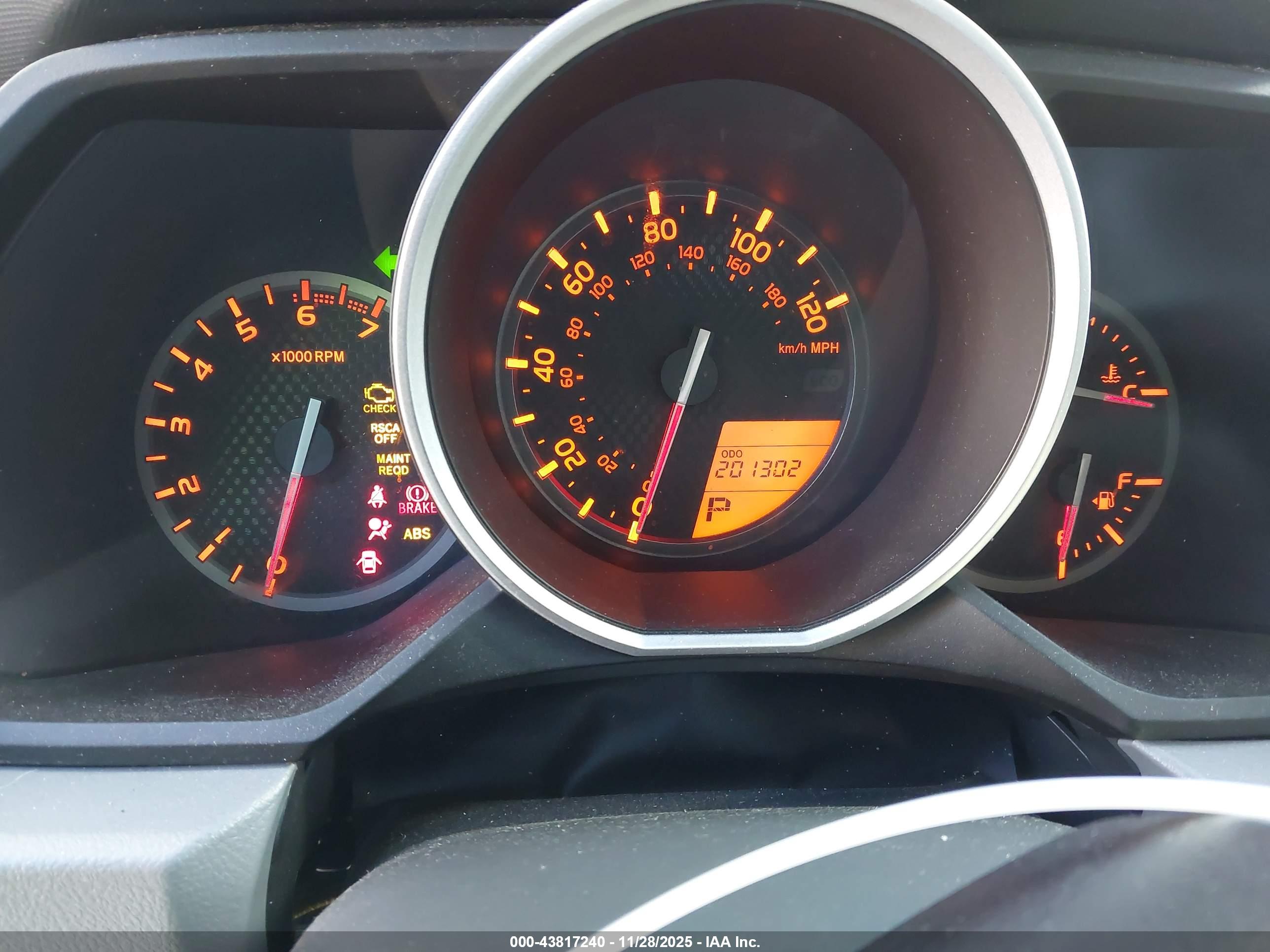 TOYOTA 4RUNNER image 7