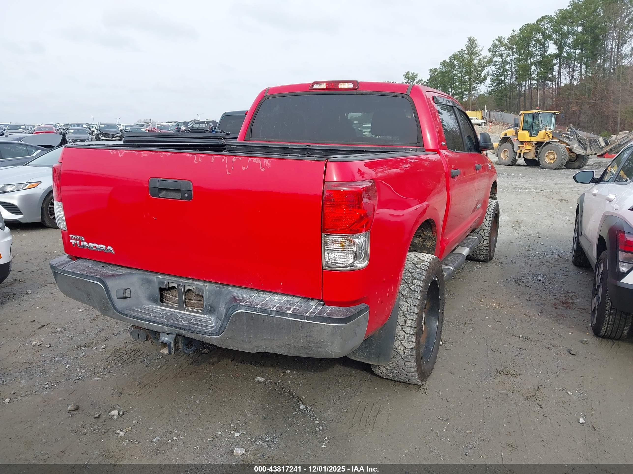 TOYOTA TUNDRA image 4
