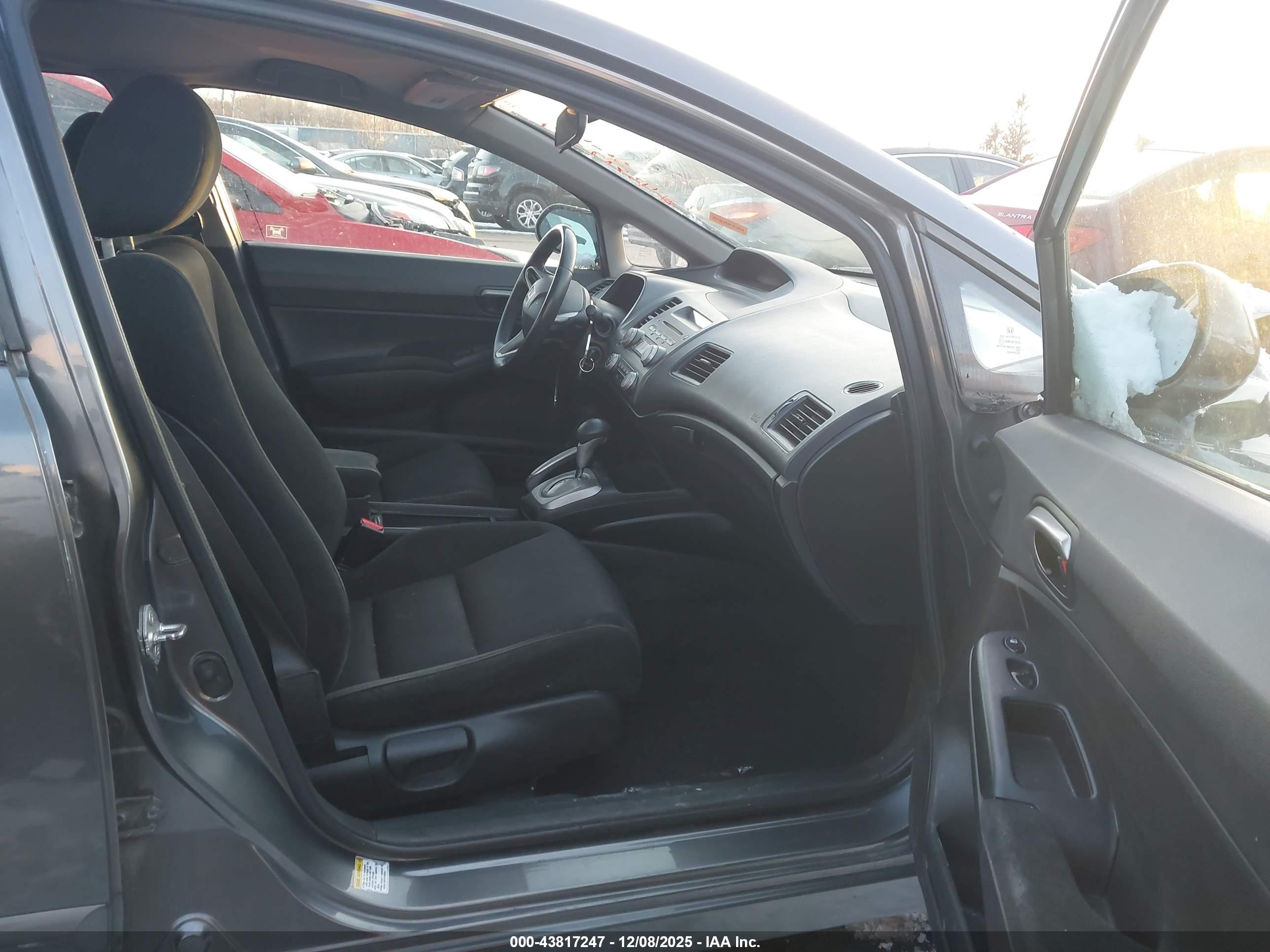 HONDA CIVIC image 5