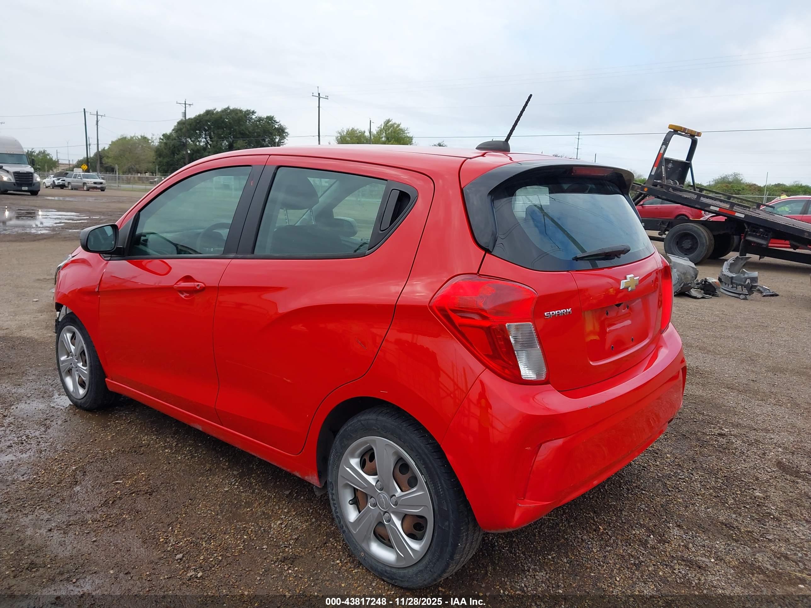 CHEVROLET SPARK image 3