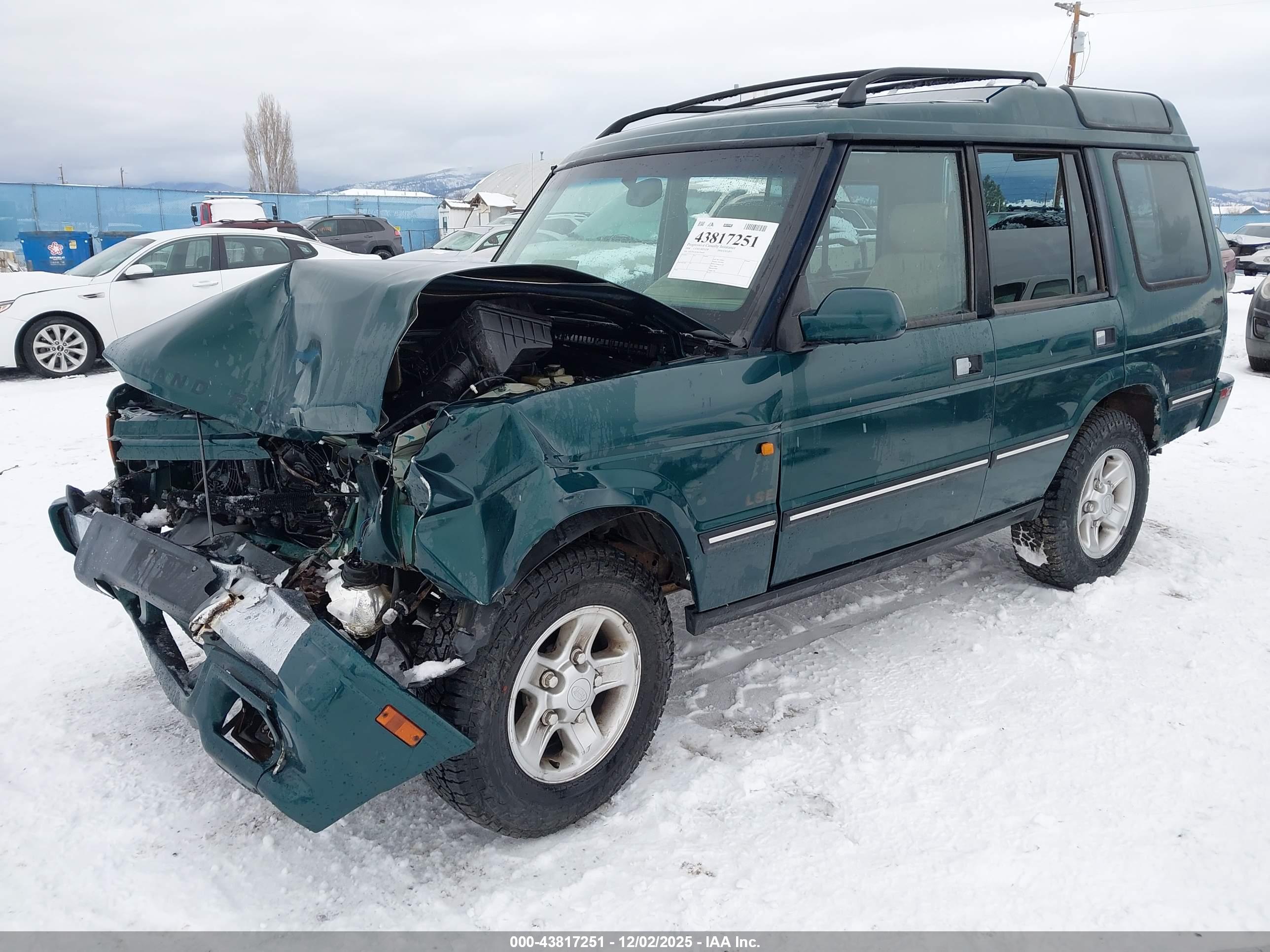 LAND ROVER image 2