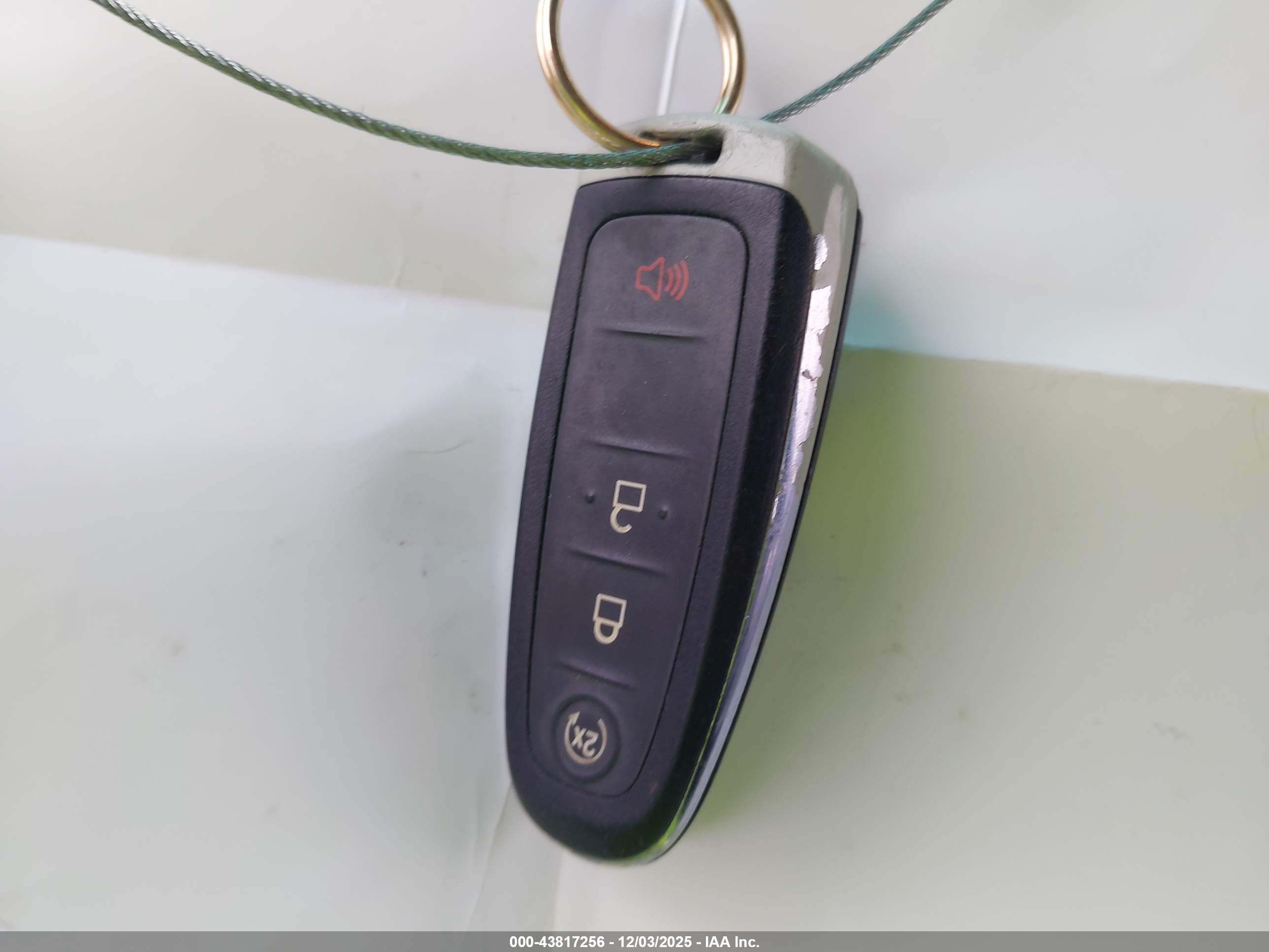 FORD EXPLORER image 11