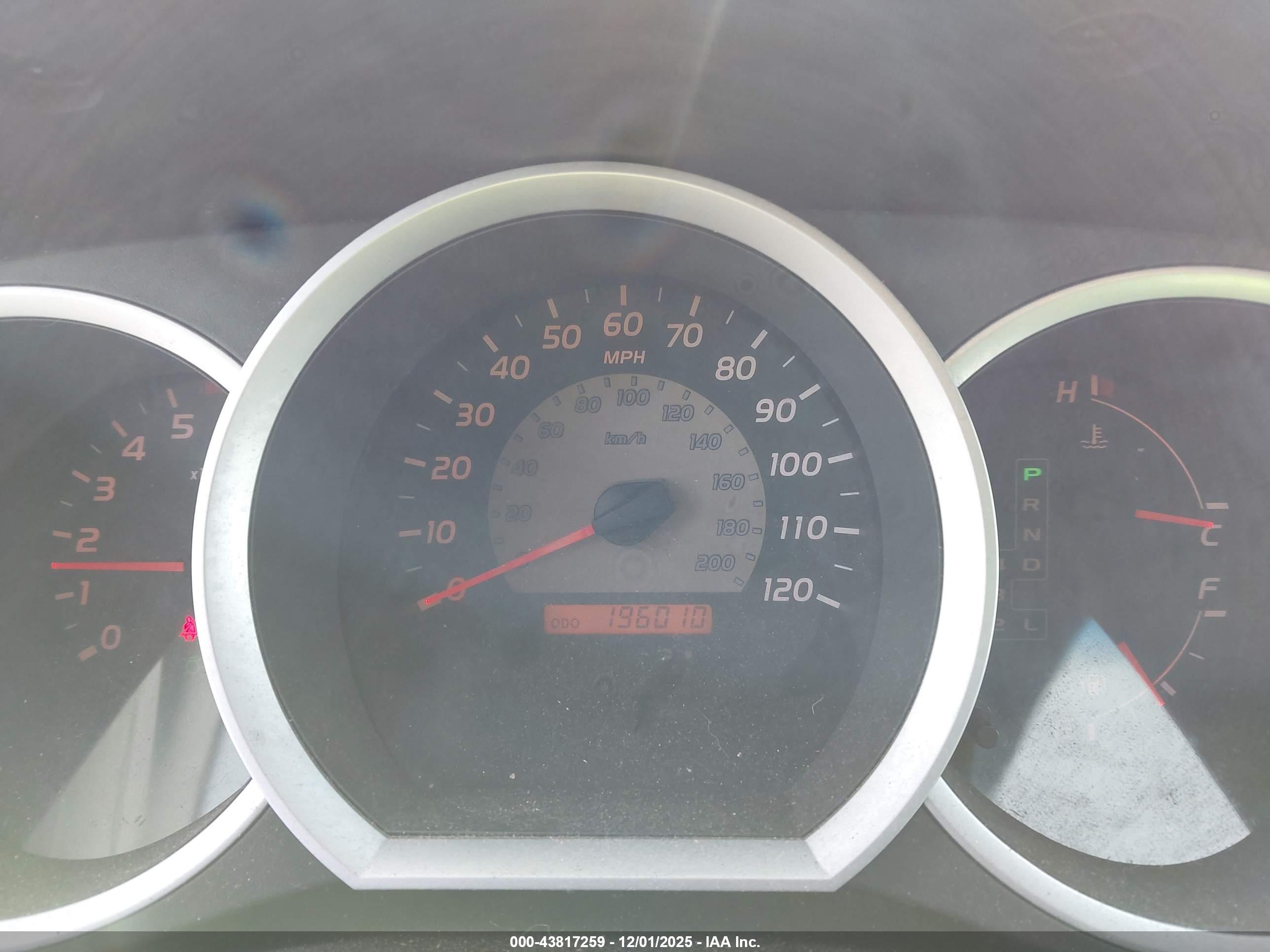 TOYOTA TACOMA image 7