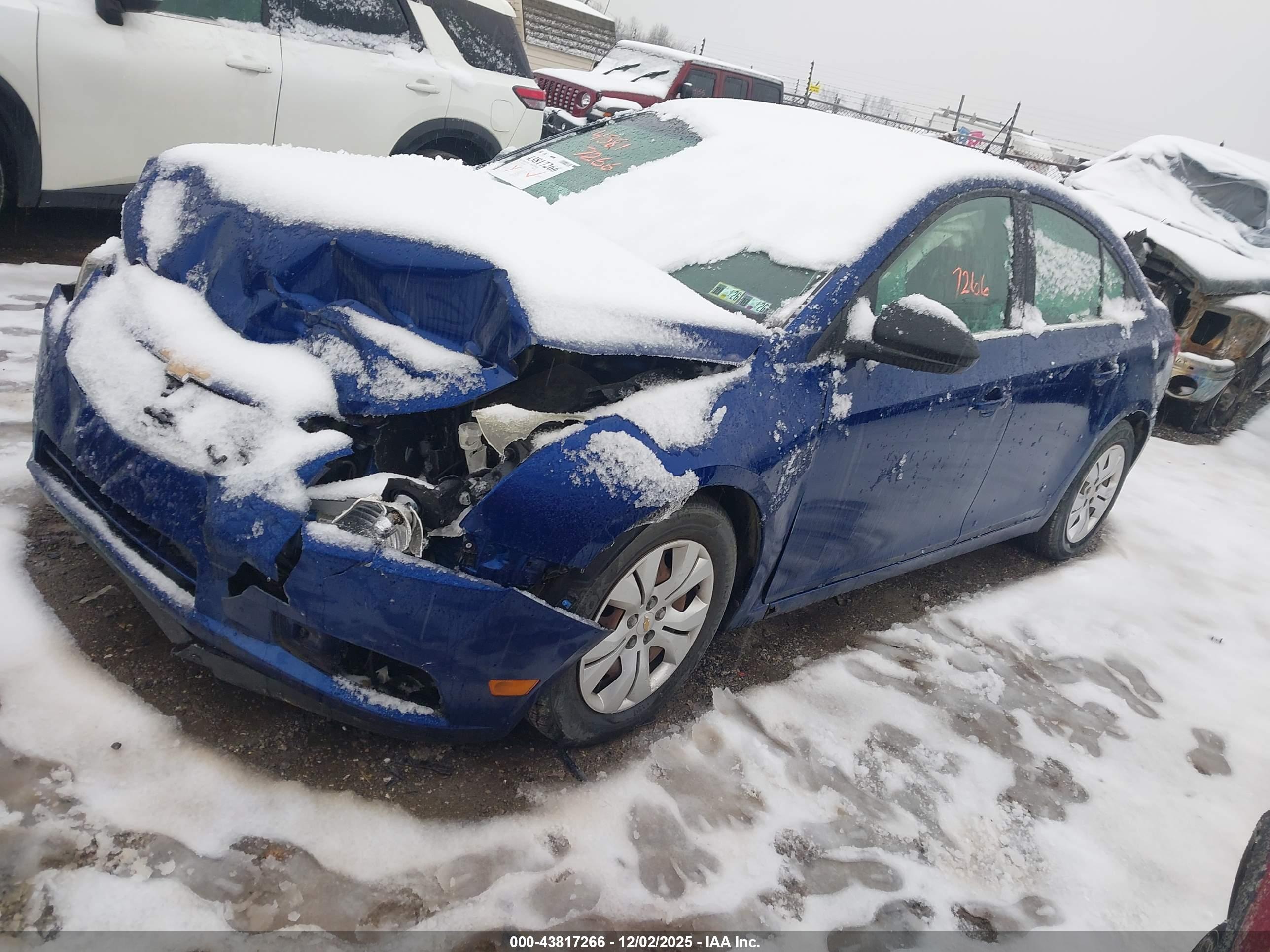 CHEVROLET CRUZE image 2