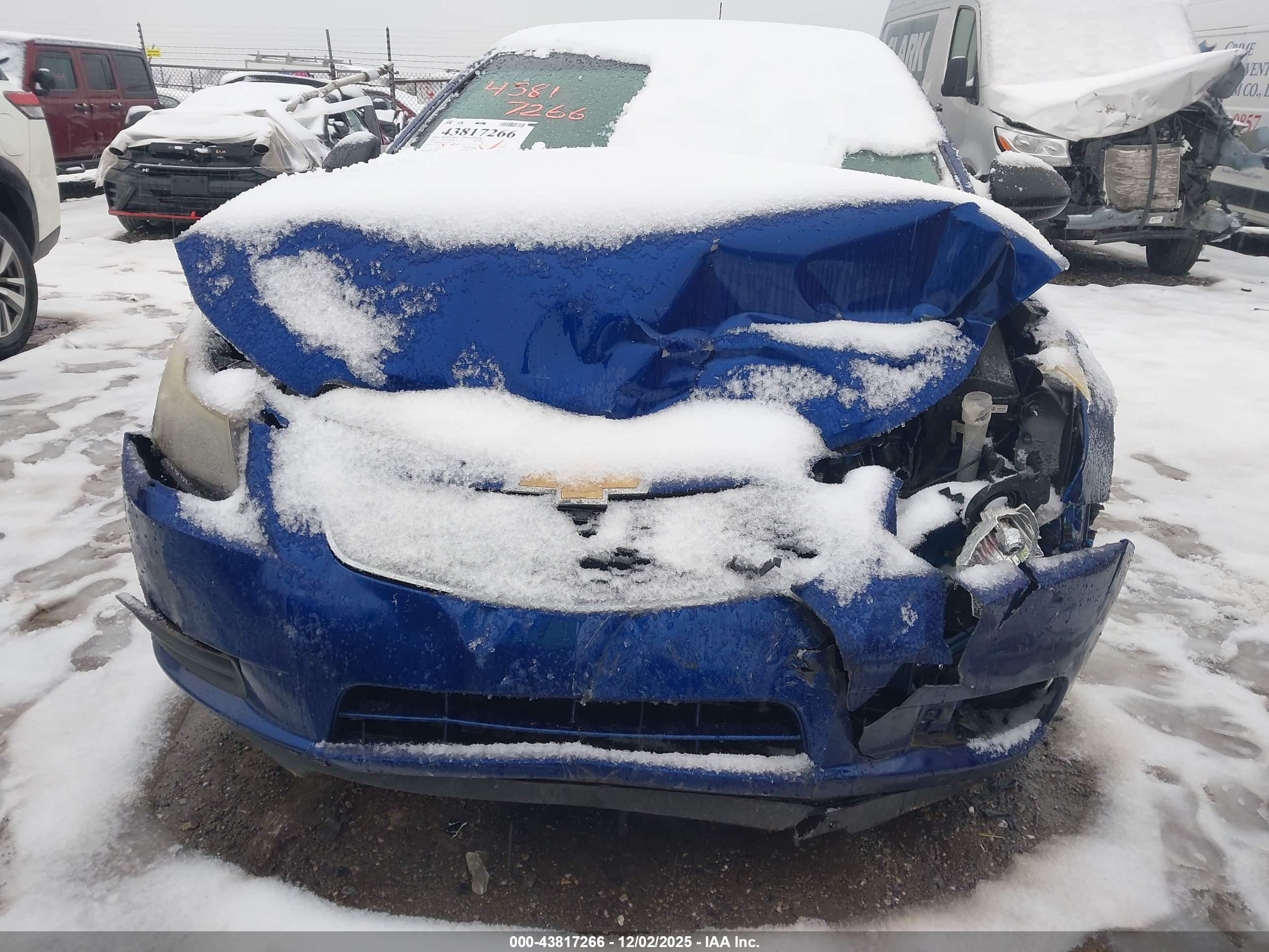 CHEVROLET CRUZE image 6