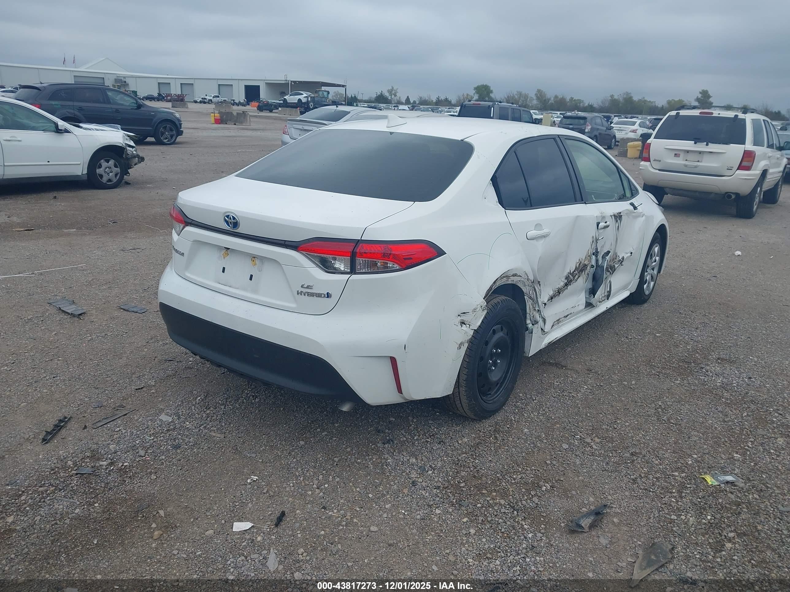 TOYOTA COROLLA image 4