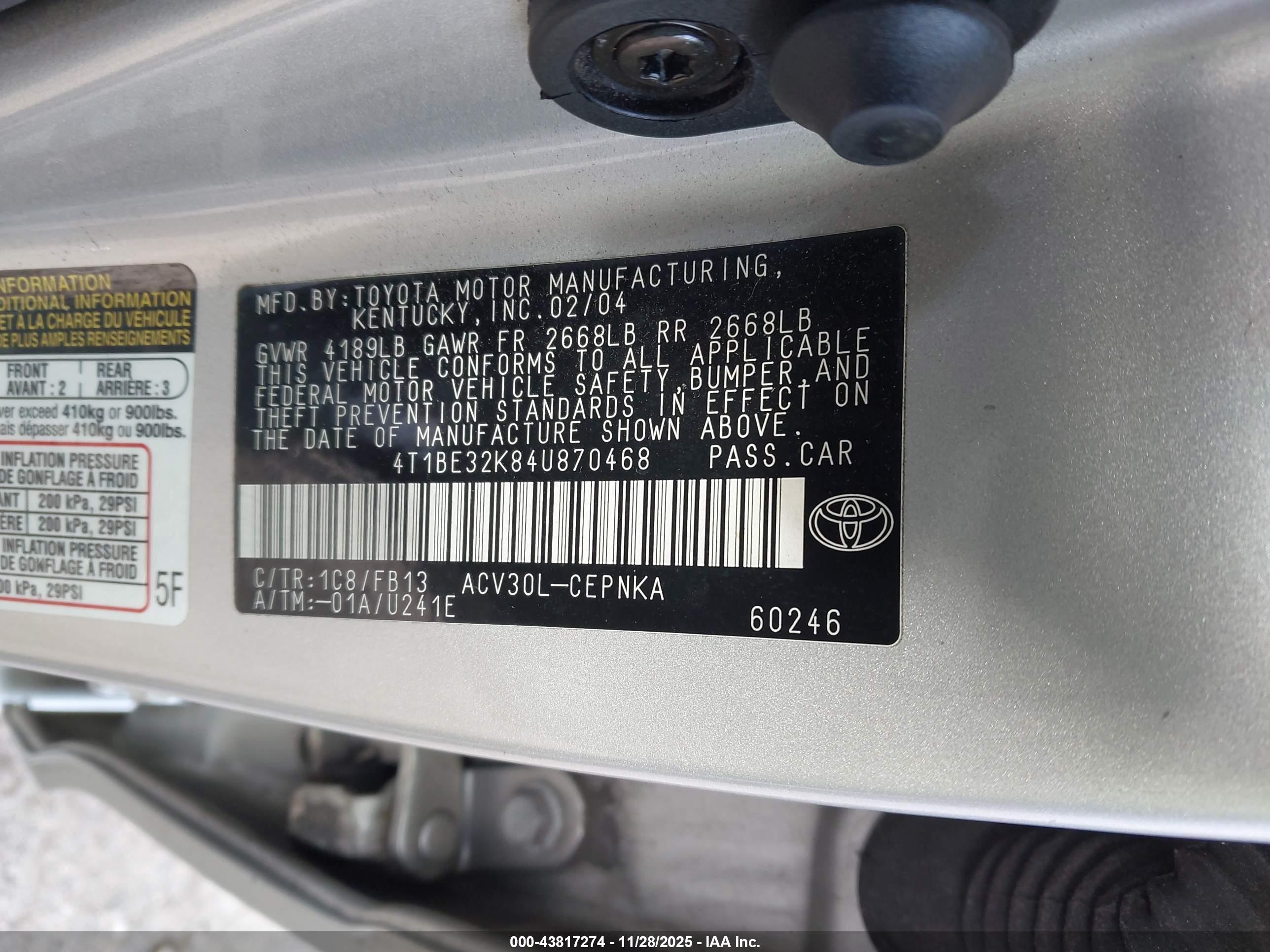 TOYOTA CAMRY image 9