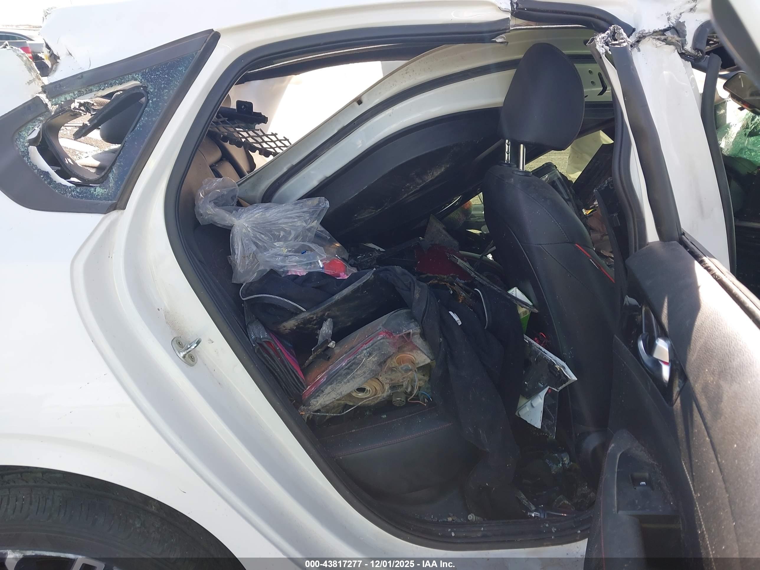 KIA FORTE image 8