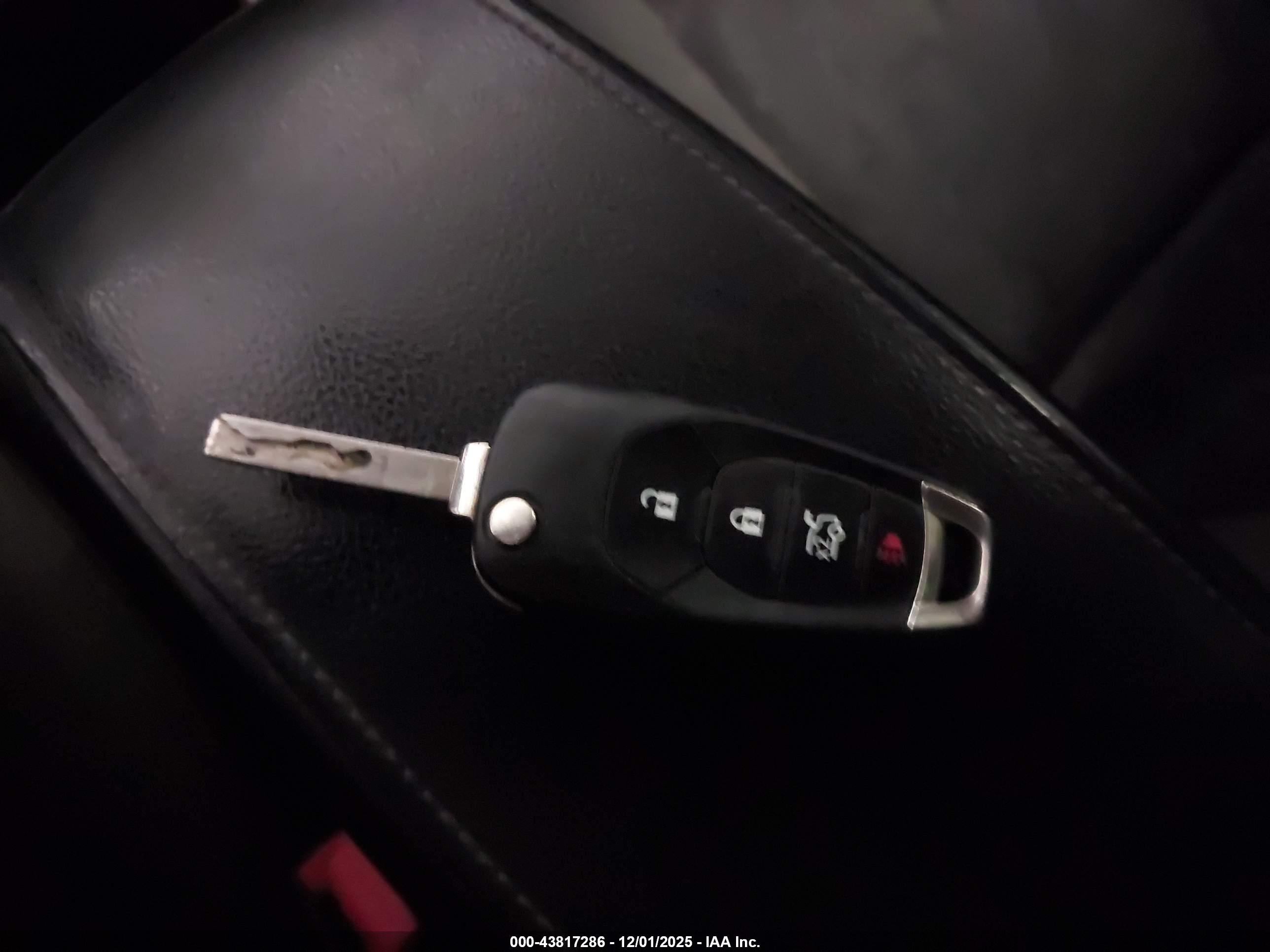 CHEVROLET CRUZE image 11
