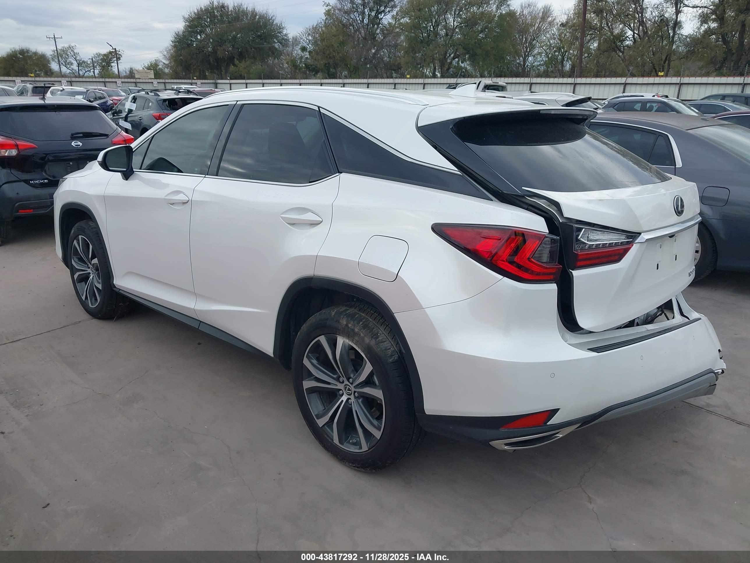 LEXUS RX image 3