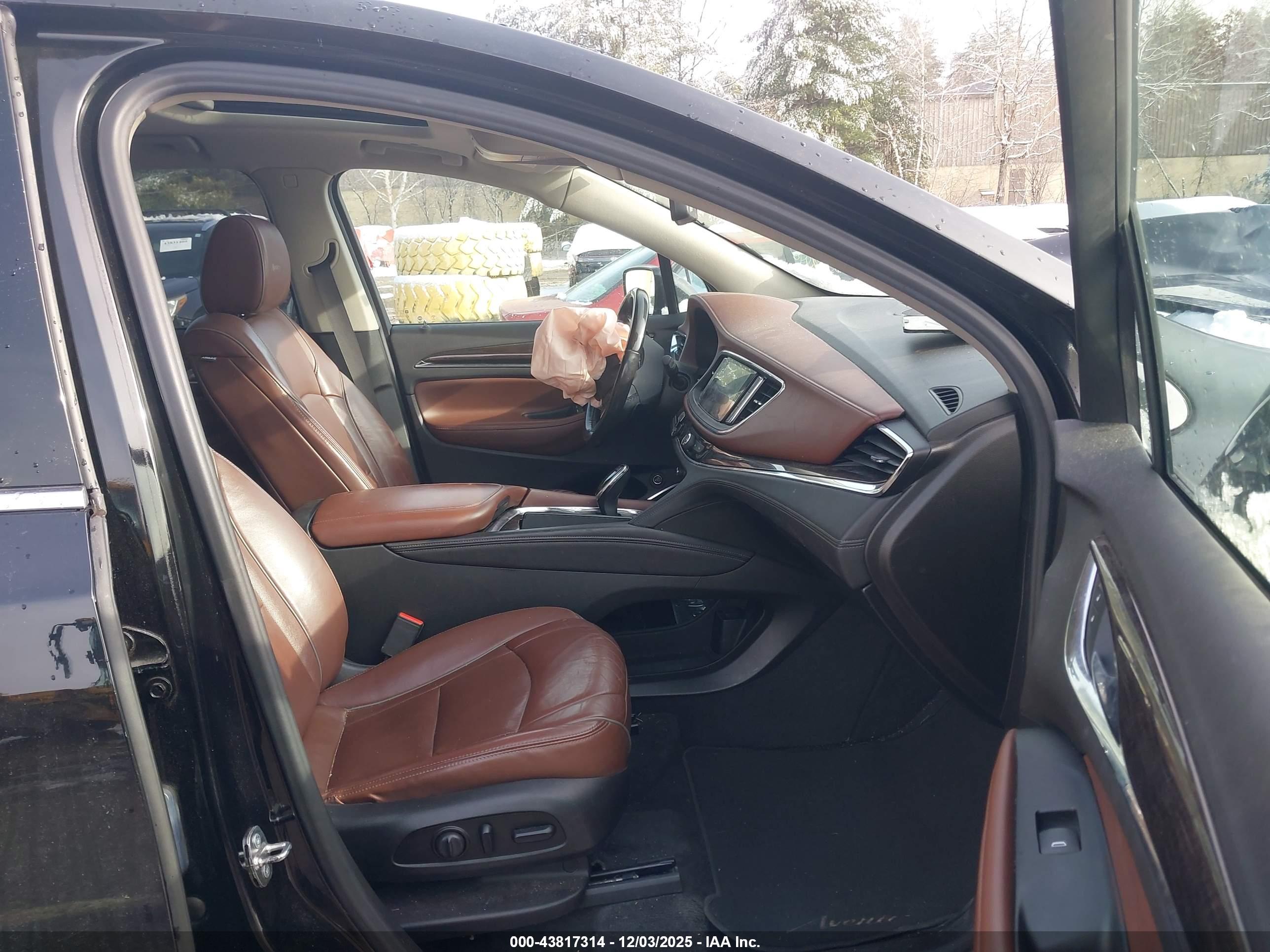 BUICK ENCLAVE image 5